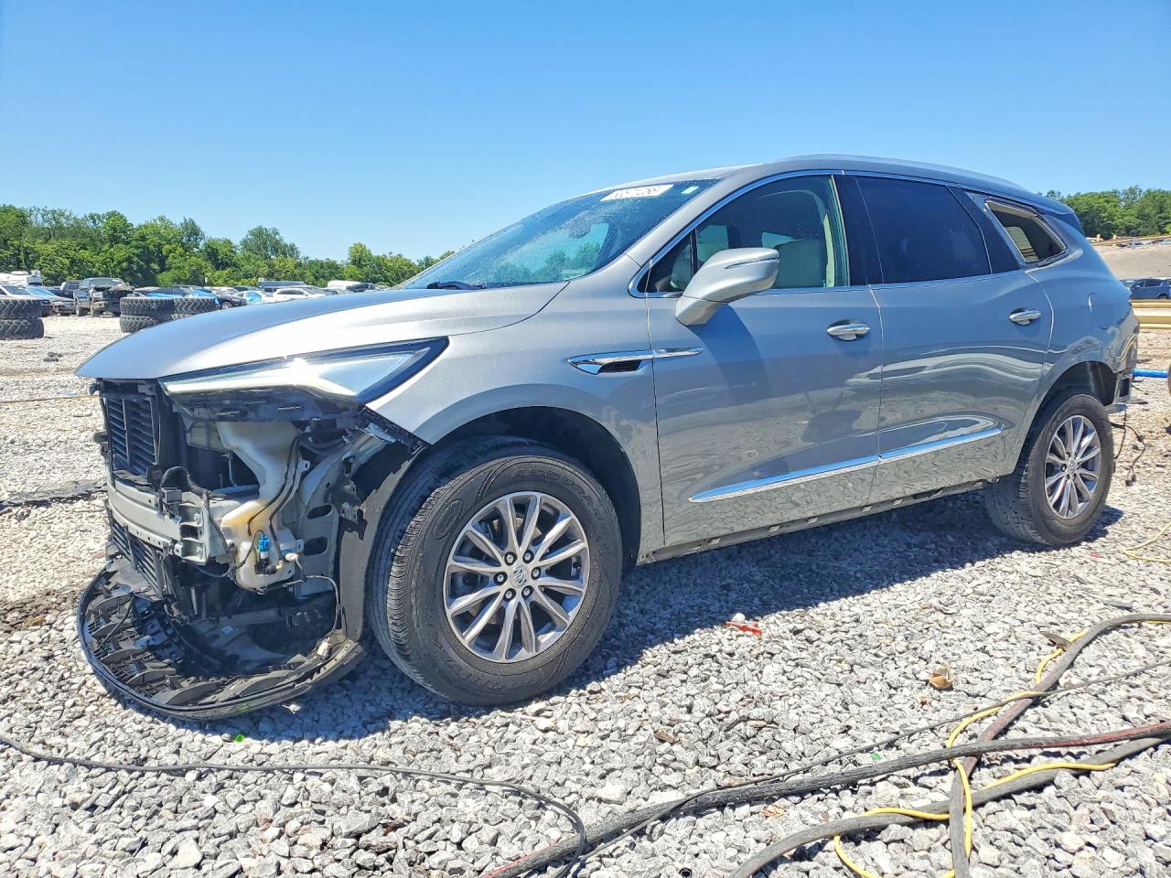 2023 Buick Enclave Essence, VIN 5GAERBKW2PJ193573 — Зад