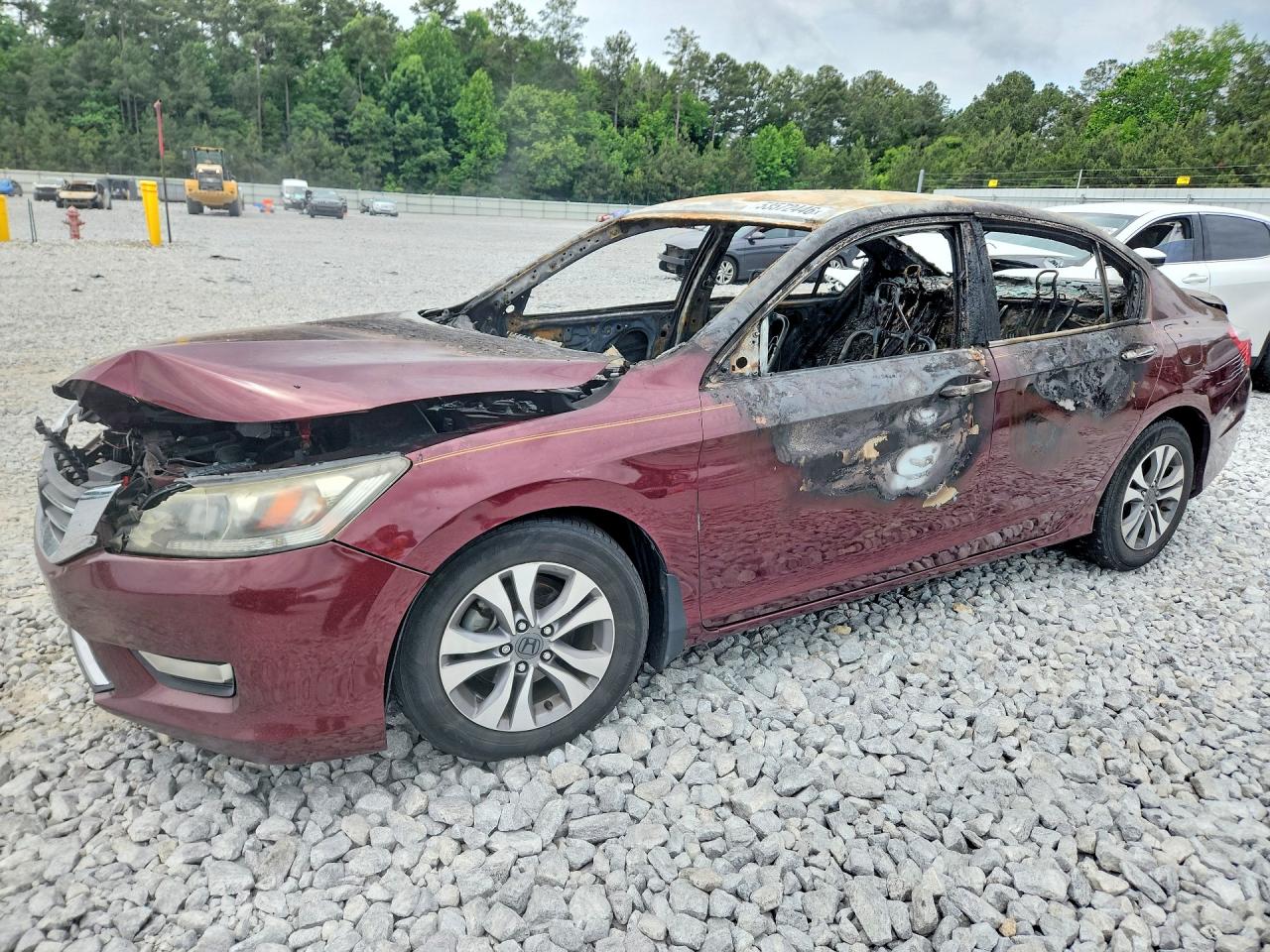 2013 Honda Accord LX, VIN 1HGCR2F38DA052705 — Пожар в салоне