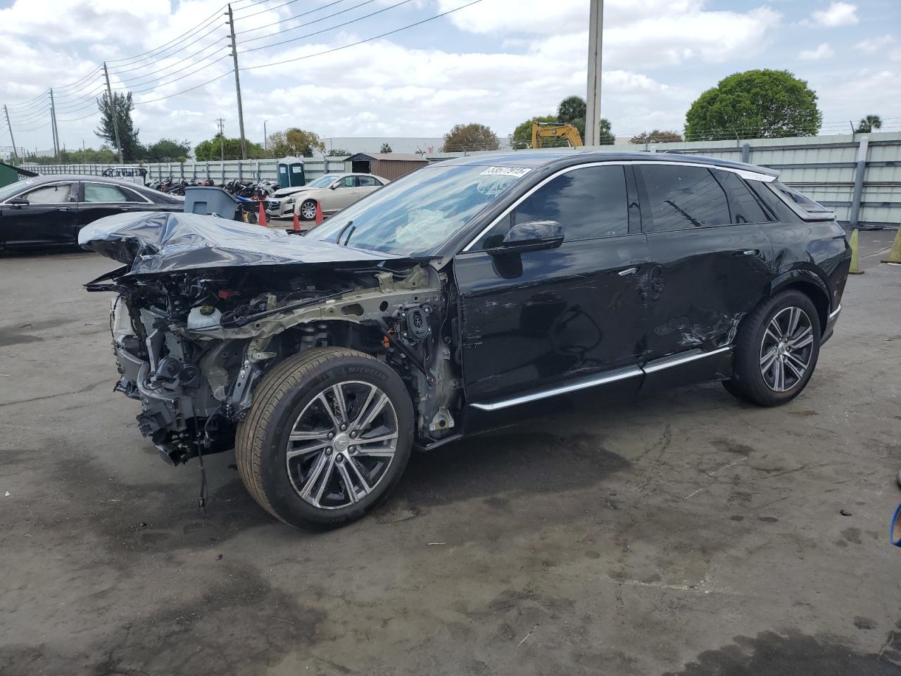 2024 Cadillac LYRIQ Luxury, VIN 1GYKPPRK5RZ116251 — Auction photo
