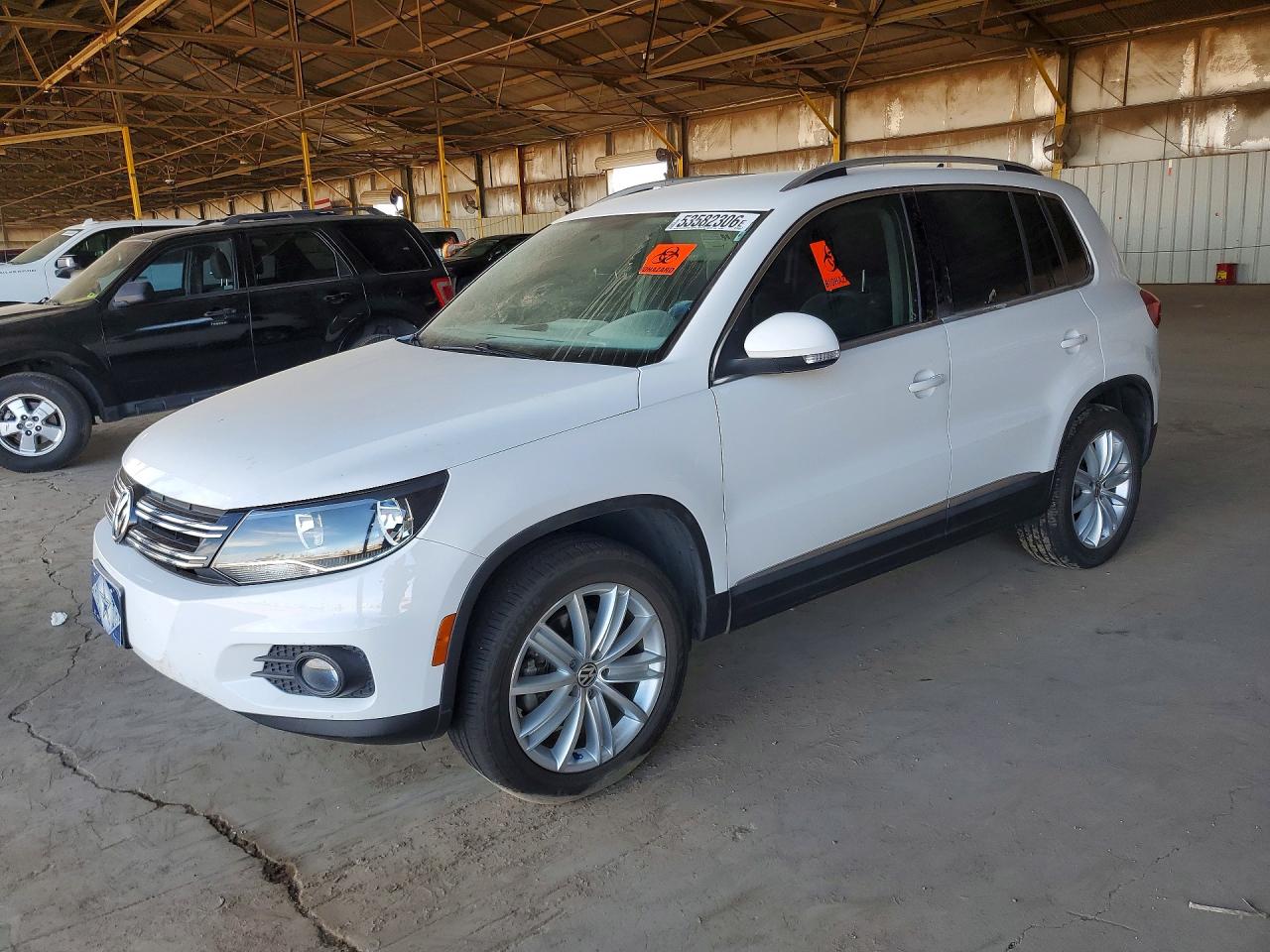2013 Volkswagen Tiguan S, VIN WVGAV7AX3DW521660 — Пожар в салоне