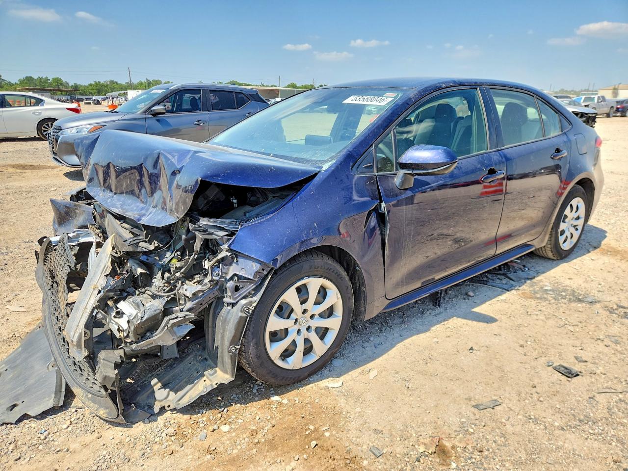 2021 Toyota Corolla LE, VIN JTDEPMAE4MJ153645 — Front end