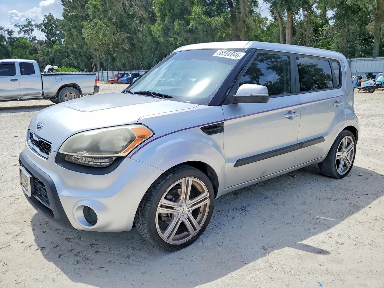 2012 Kia Soul +, VIN KNDJT2A68C7417727 — Side