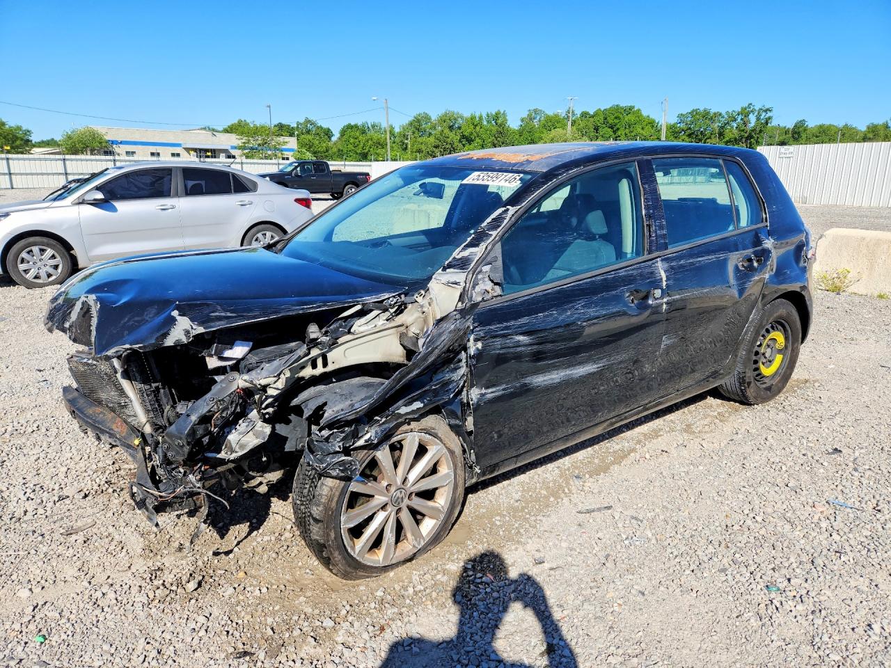 2013 Volkswagen Golf TDI w/Sunroof & Nav, VIN WVWNM7AJXDW048697 — Side