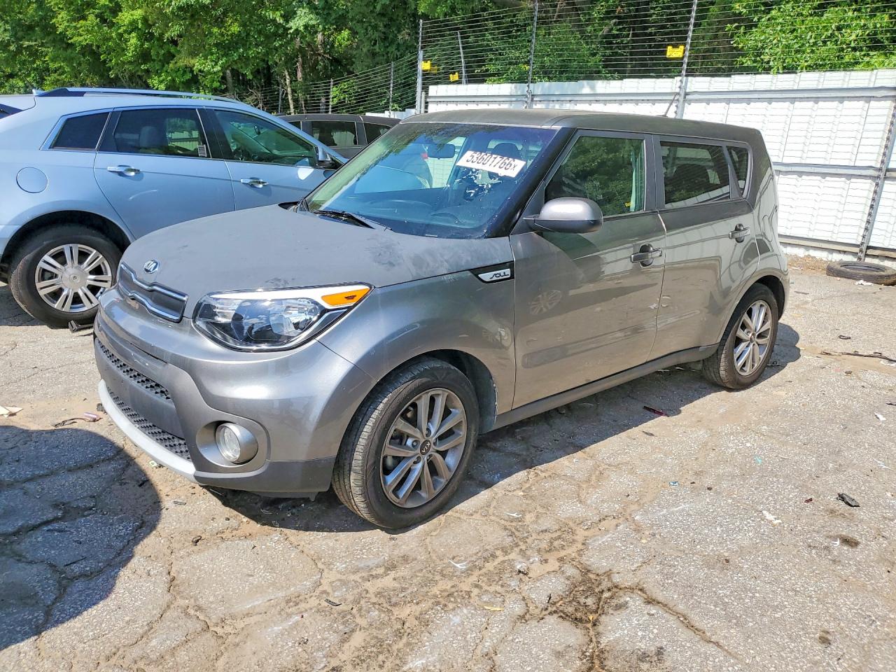 2019 Kia Soul +, VIN KNDJP3A55K7002896 — Front end