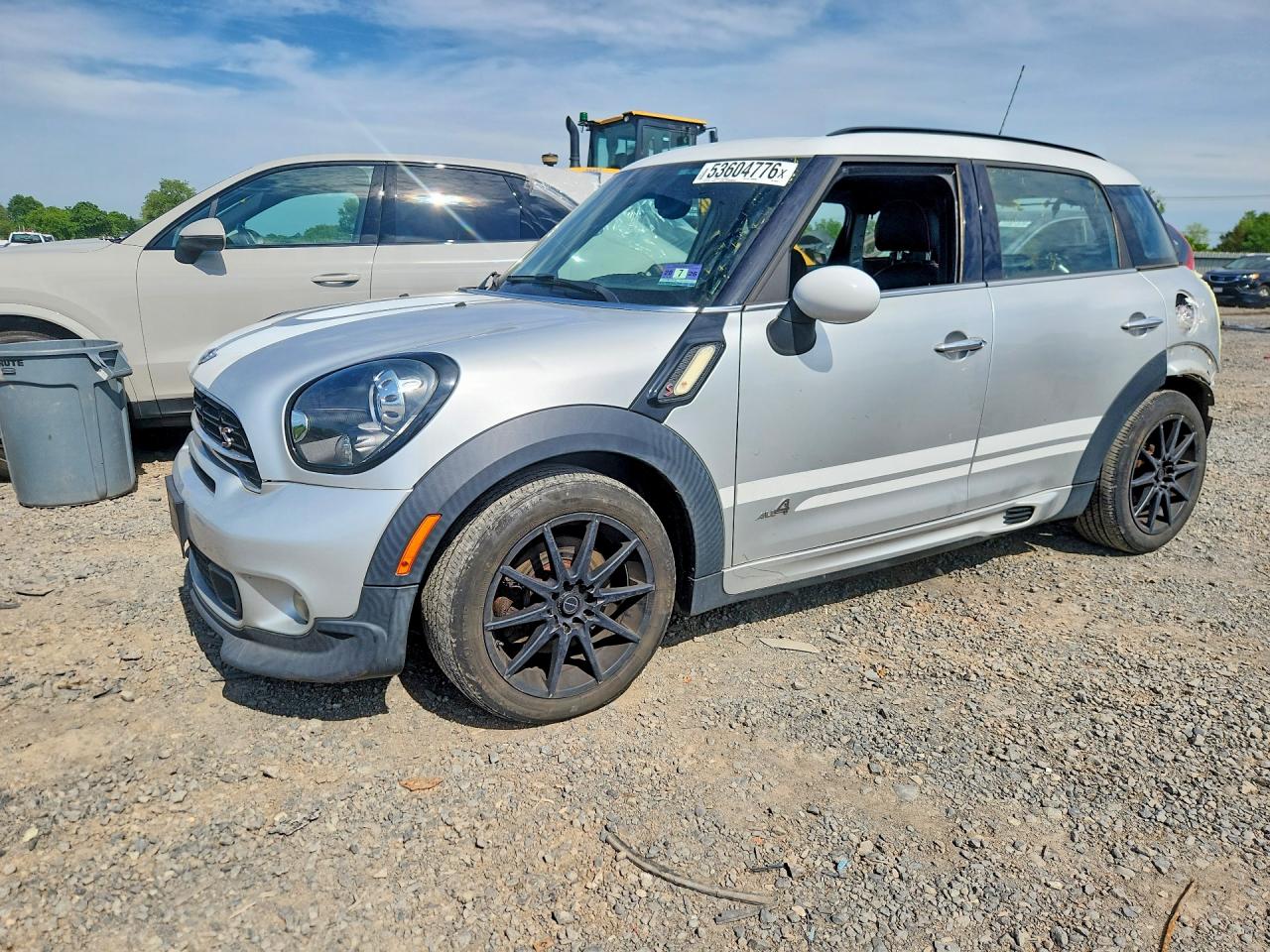 2015 MINI Countryman S, VIN WMWZC5C5XFWM19611 — Rear end