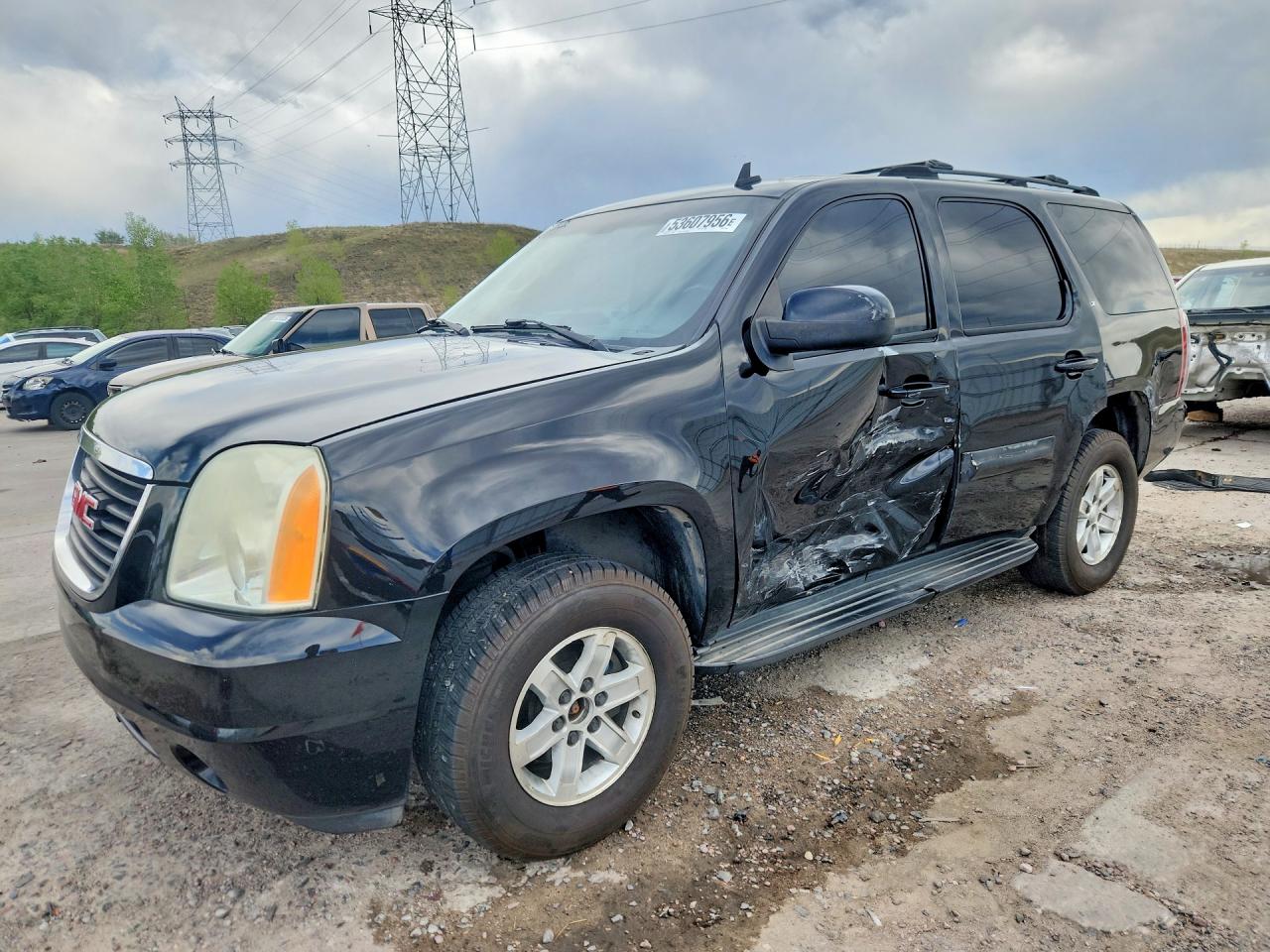 2007 GMC Yukon SLE, VIN 1GKFK13007J279254 — Side