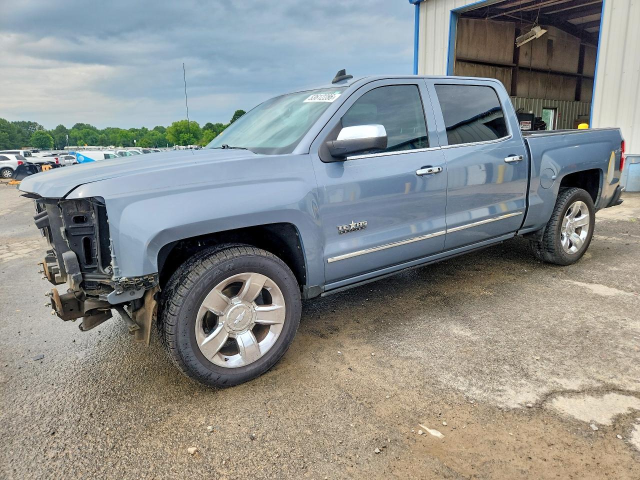 2015 Chevrolet Silverado 1500 LTZ, VIN 3GCPCSEC2FG491597 — Front end