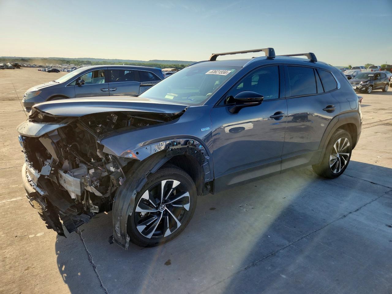2025 Mazda CX-50 Hybrid Premium Plus Package, VIN 7MMVAAEWXSN125468 — Front end