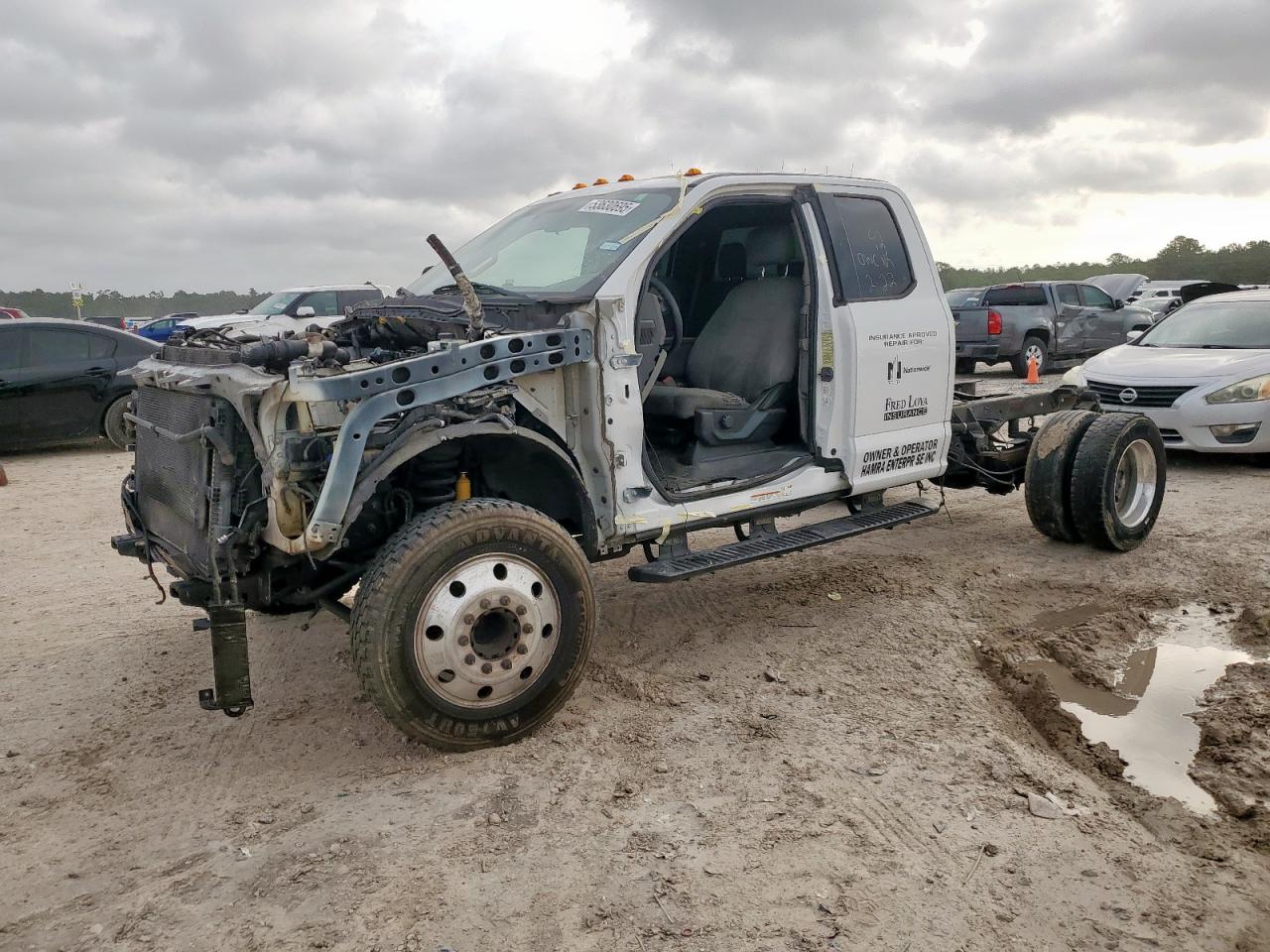 2017 Ford F-450, VIN 1FD0X4GT2HEC04635 — Vandalism