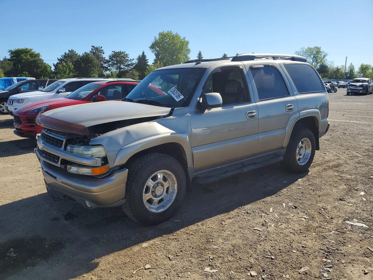2003 Chevrolet Tahoe Z71, VIN 1GNEK13Z53R123591 — Front end