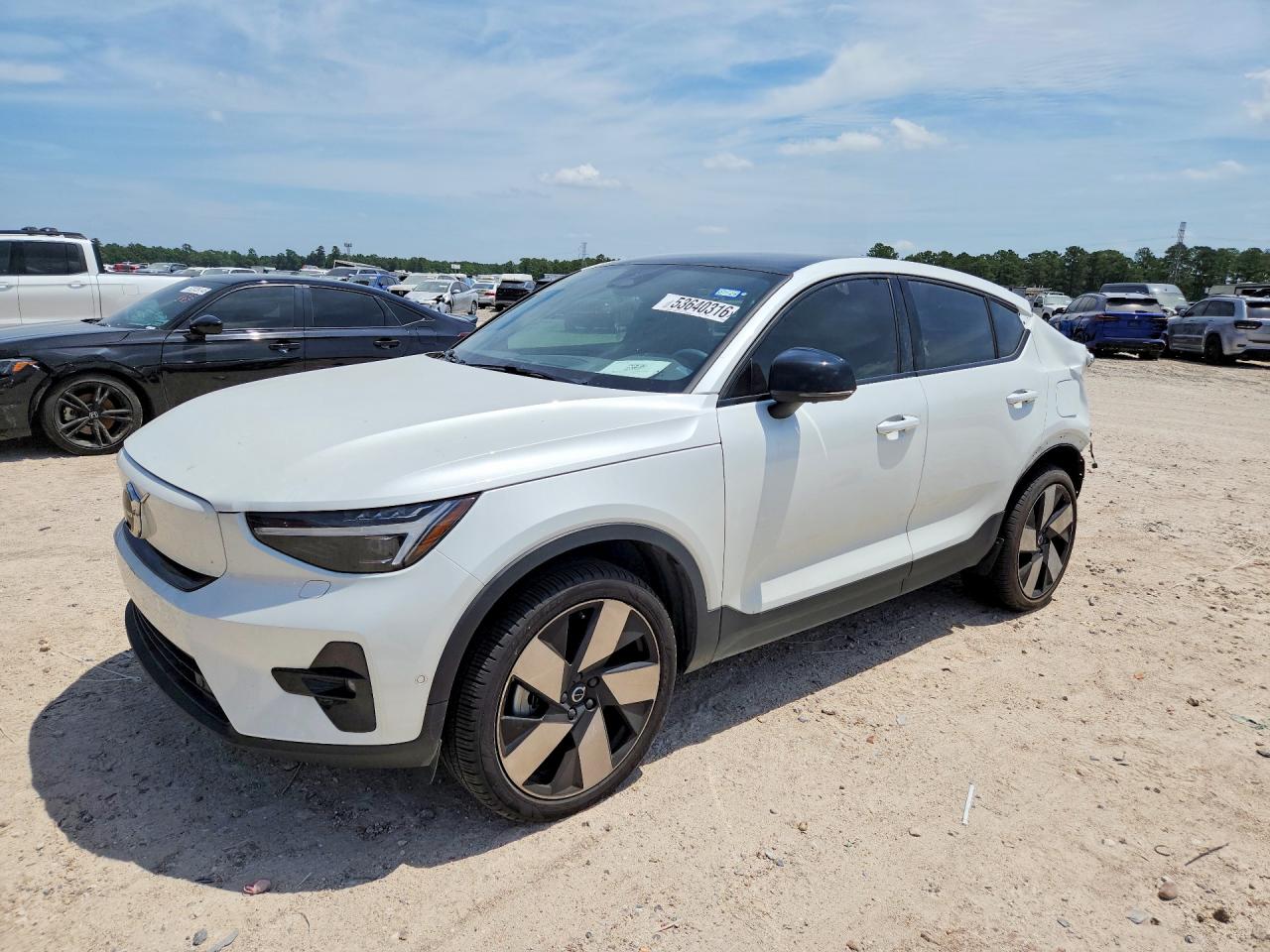 2023 Volvo C40 Ultimate, VIN YV4ED3GM2P2048163 — Зад