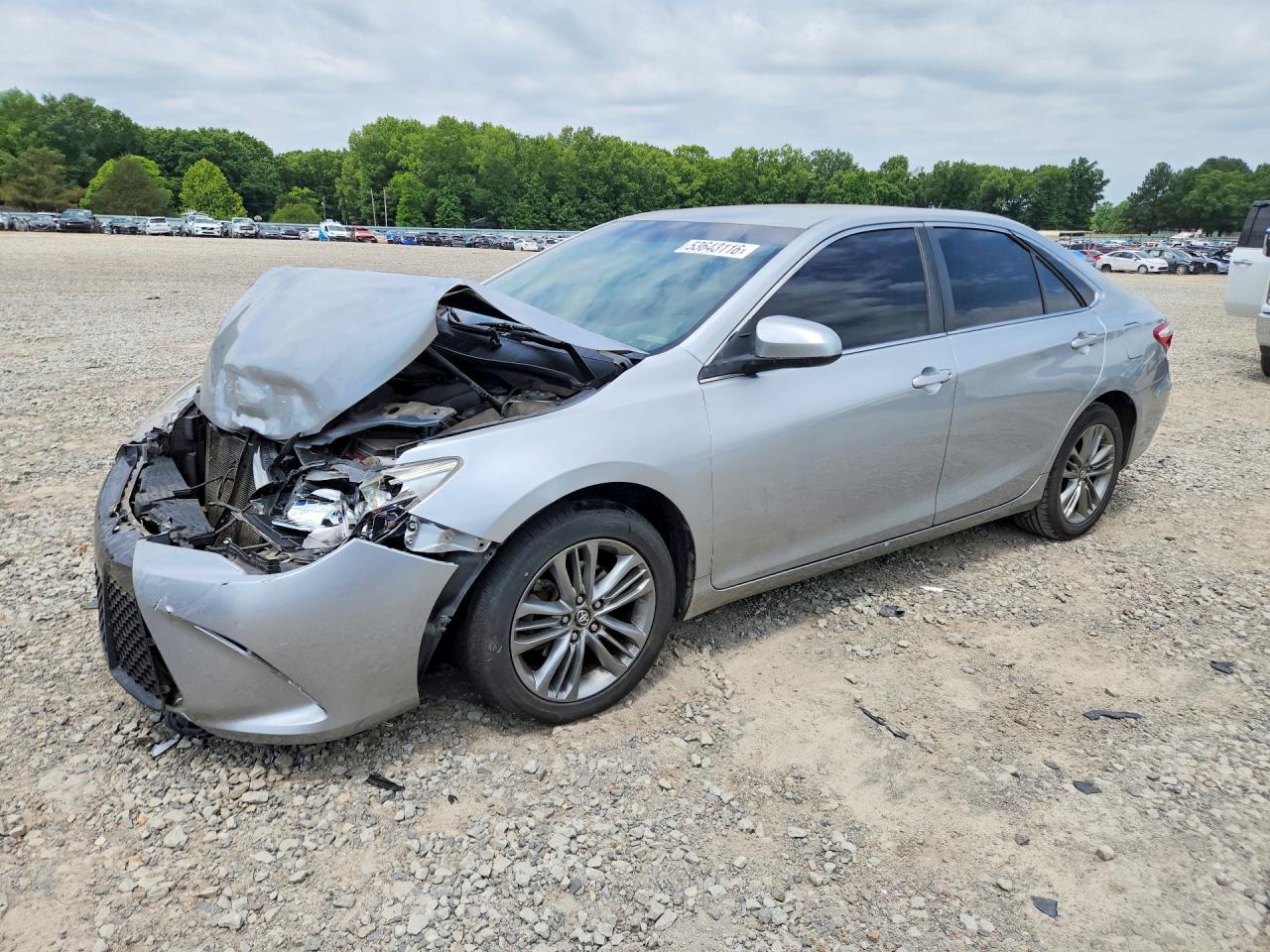 2017 Toyota Camry SE, VIN 4T1BF1FK8HU400801 — Перед