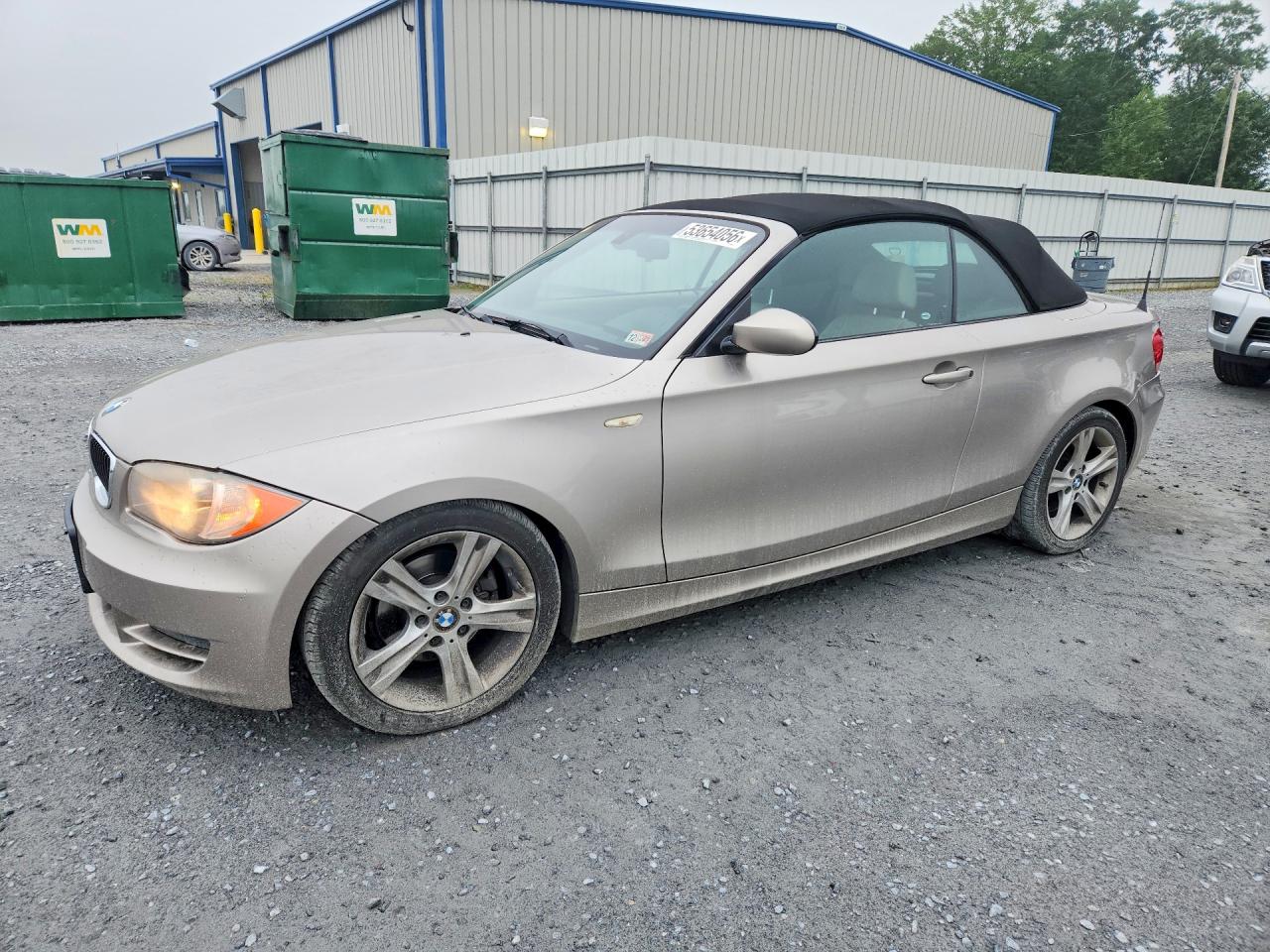 2008 BMW 1 Series 128i, VIN WBAUL73578VE88502 — Rear end