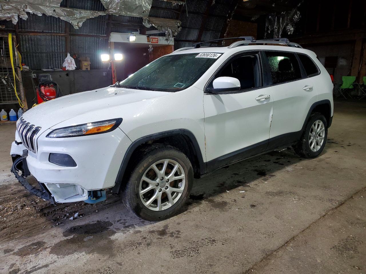 2016 Jeep Cherokee North, VIN 1C4PJMCS8GW154219 — Front end