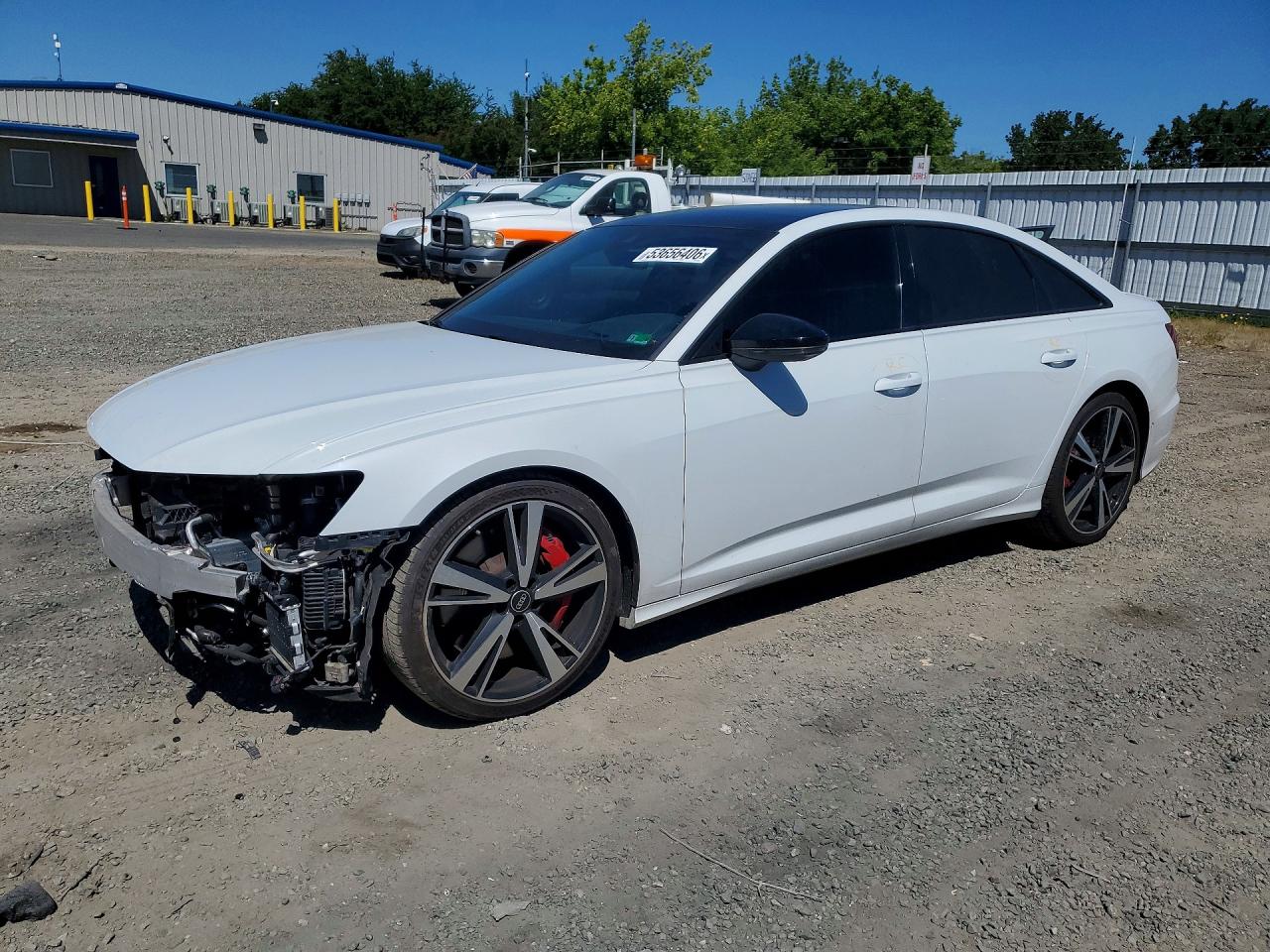 2022 Audi S6 Prestige, VIN WAUFFBF2XNN053809 — Front end