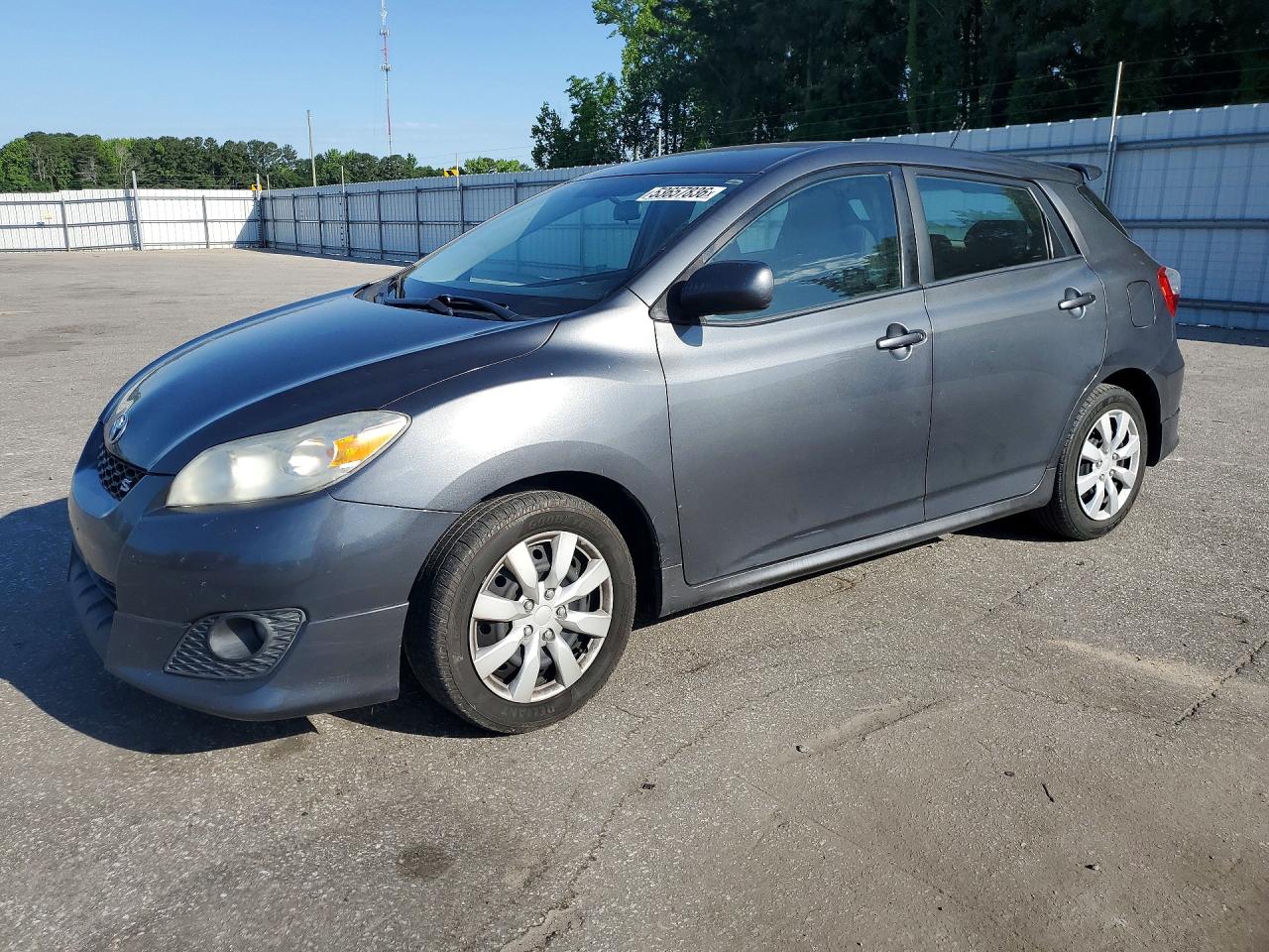 2010 Toyota Matrix S, VIN 2T1KE4EE0AC037613 — Front end