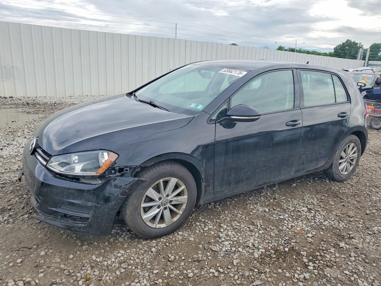 2017 Volkswagen Golf S, VIN 3VW217AUXHM030919 — Front end