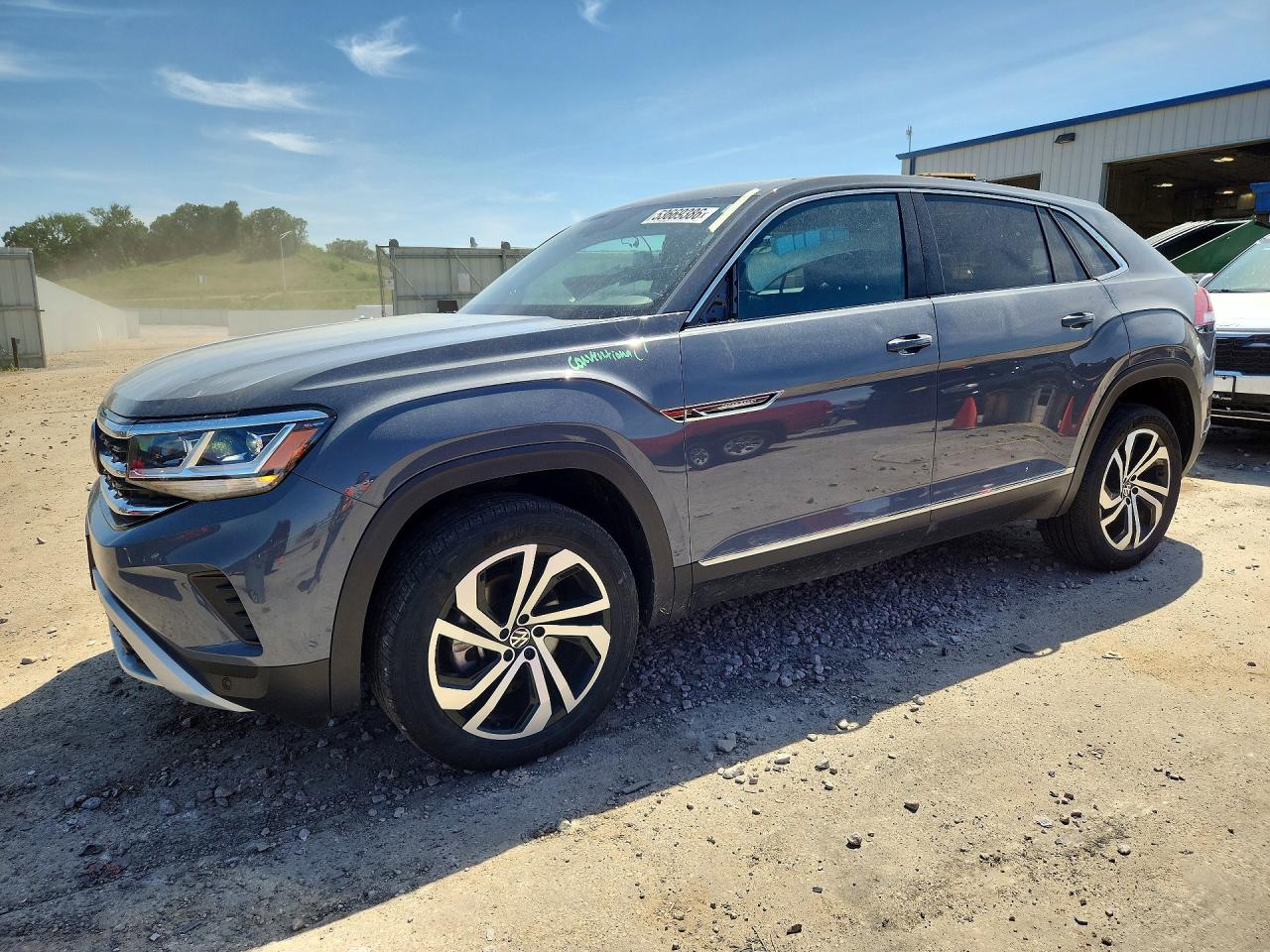 2022 Volkswagen Atlas SEL, VIN 1V2BC2CA2NC213570 — Hail
