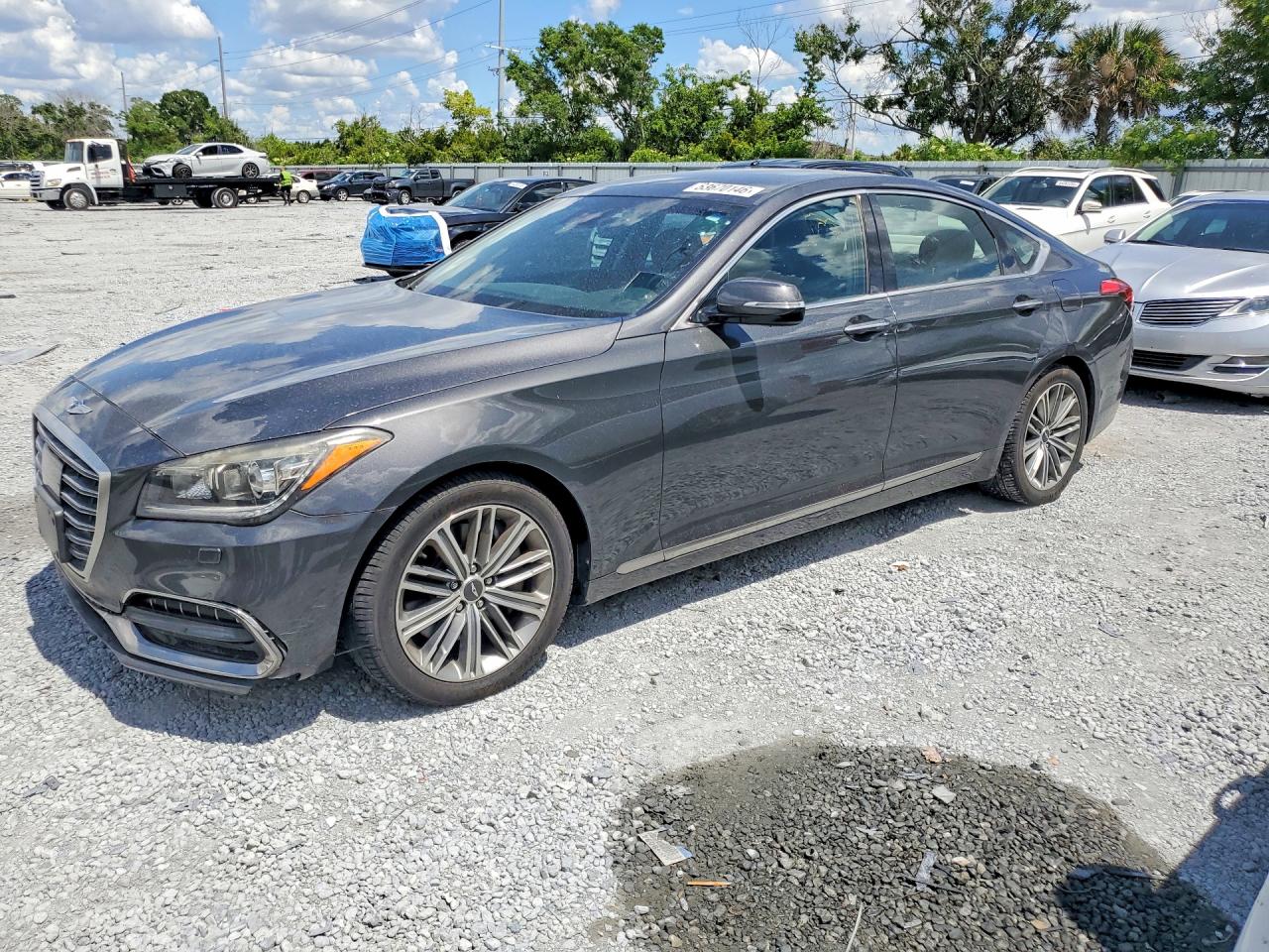 2018 Genesis G80 3.8L, VIN KMHGN4JE0JU235442 — Minor dents and scratches
