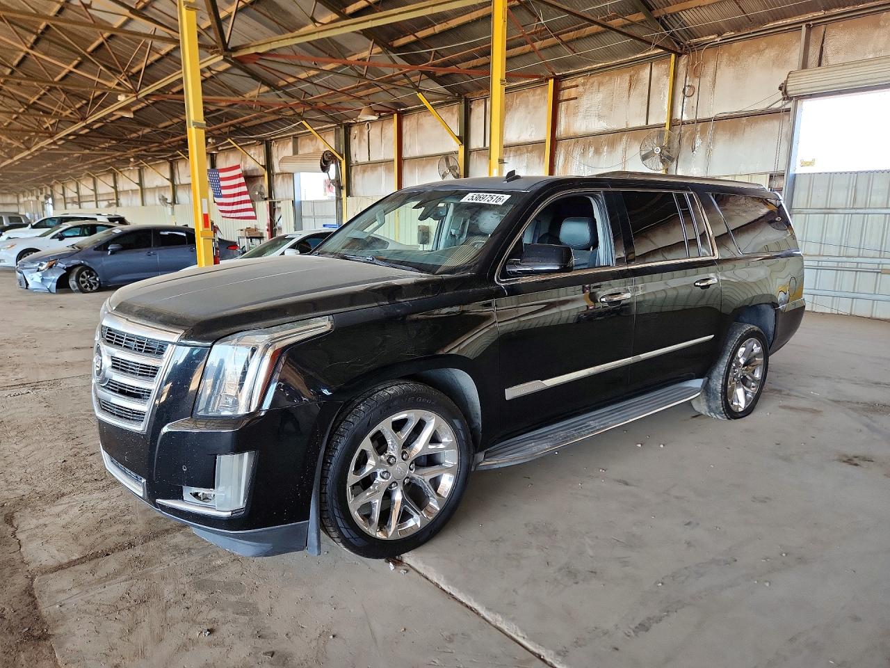 2015 Cadillac Escalade ESV Standard, VIN 1GYS3GKJ9FR244131 — Minor dents and scratches