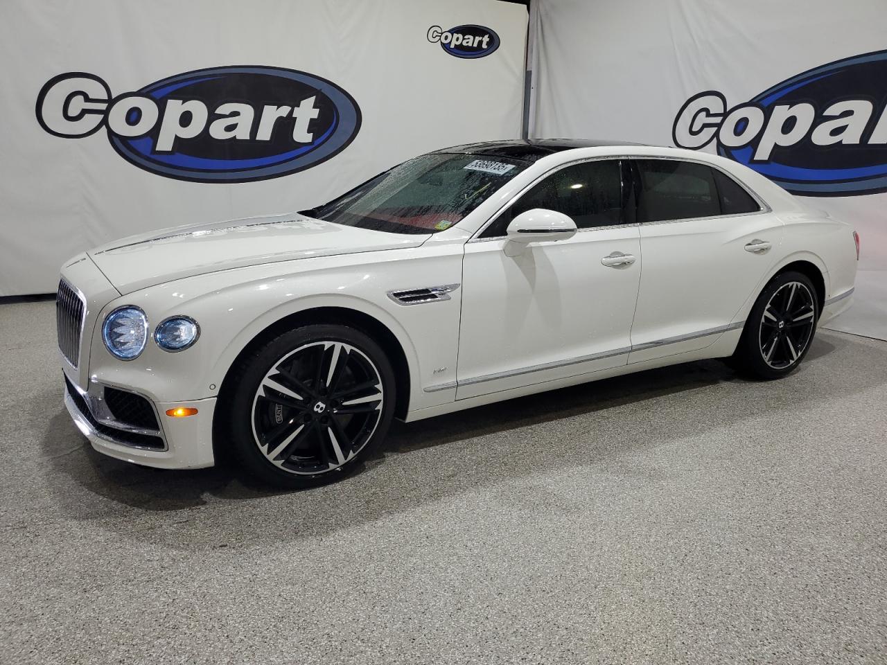 2022 Bentley Flying Spur V8, VIN SCBBG6ZG1NC002906 — Мелкие вмятины и царапины