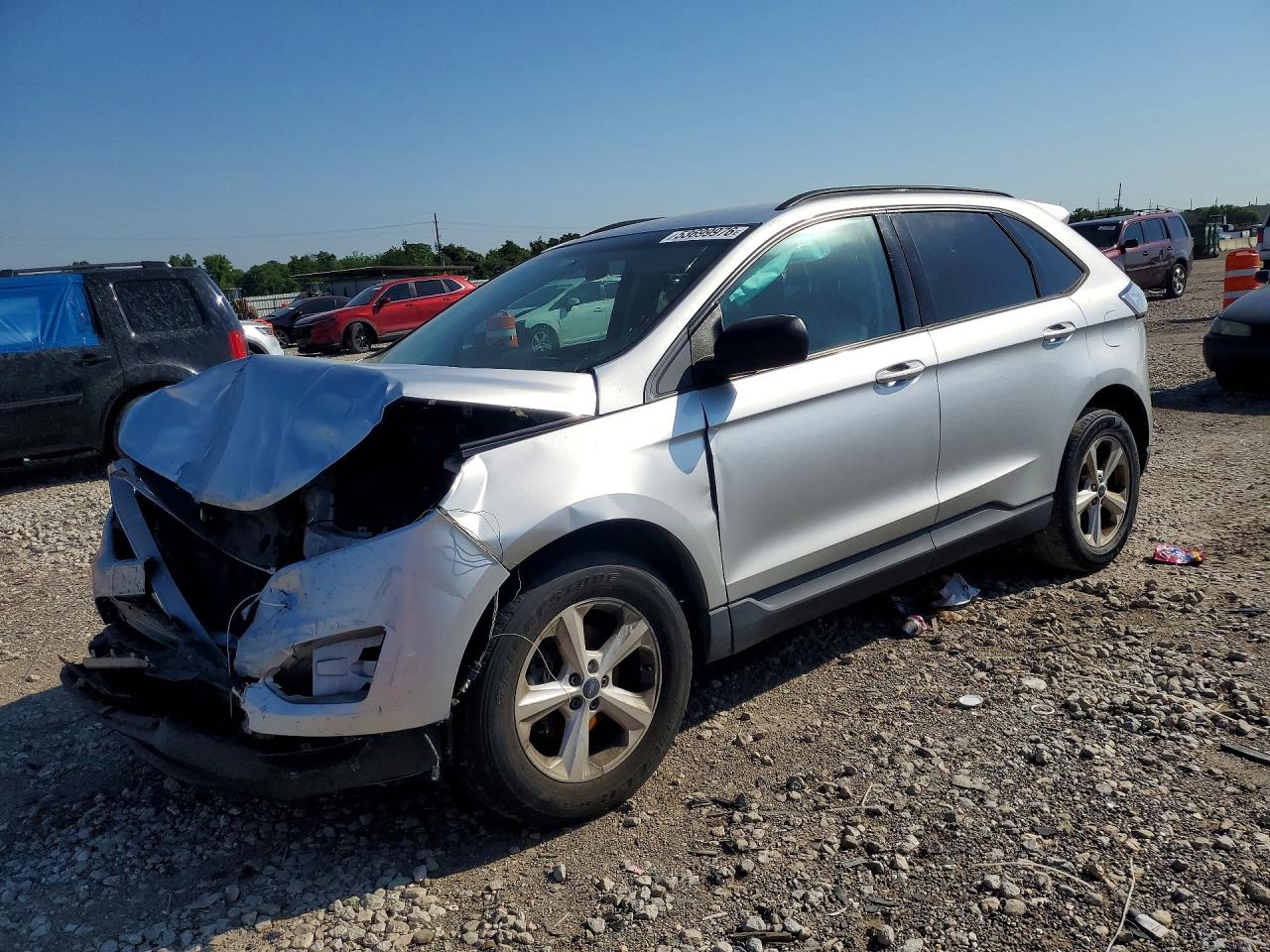 2017 Ford Edge SE, VIN 2FMPK3G9XHBC43674 — Front end