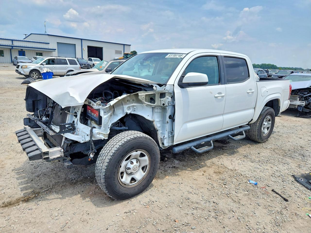 2019 Toyota Tacoma SR, VIN 5TFAX5GN8KX147272 — Front end