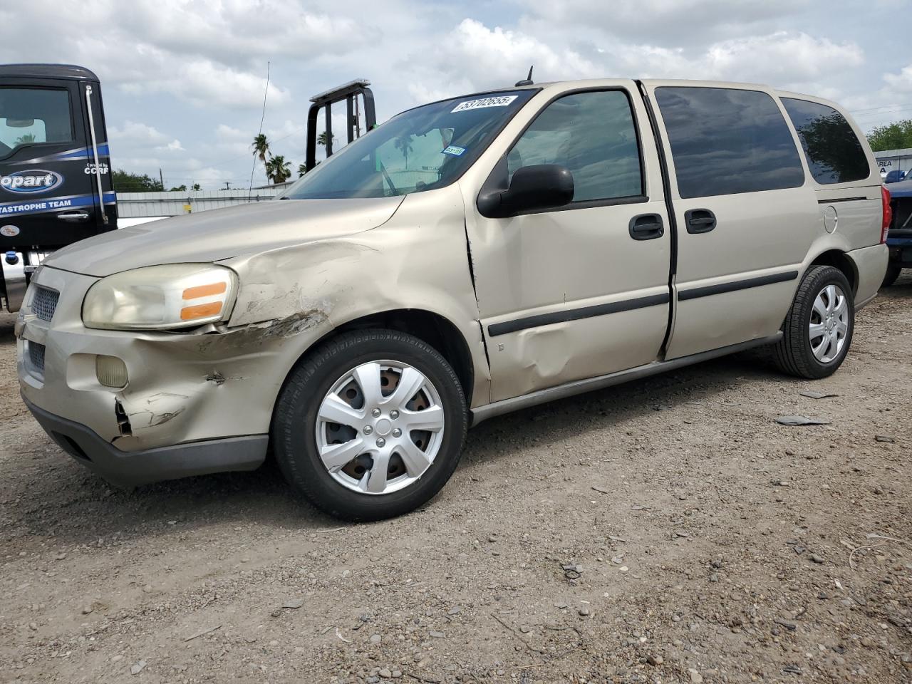 2007 Chevrolet Uplander LS Fleet, VIN 1GNDV23W37D169731 — Front end