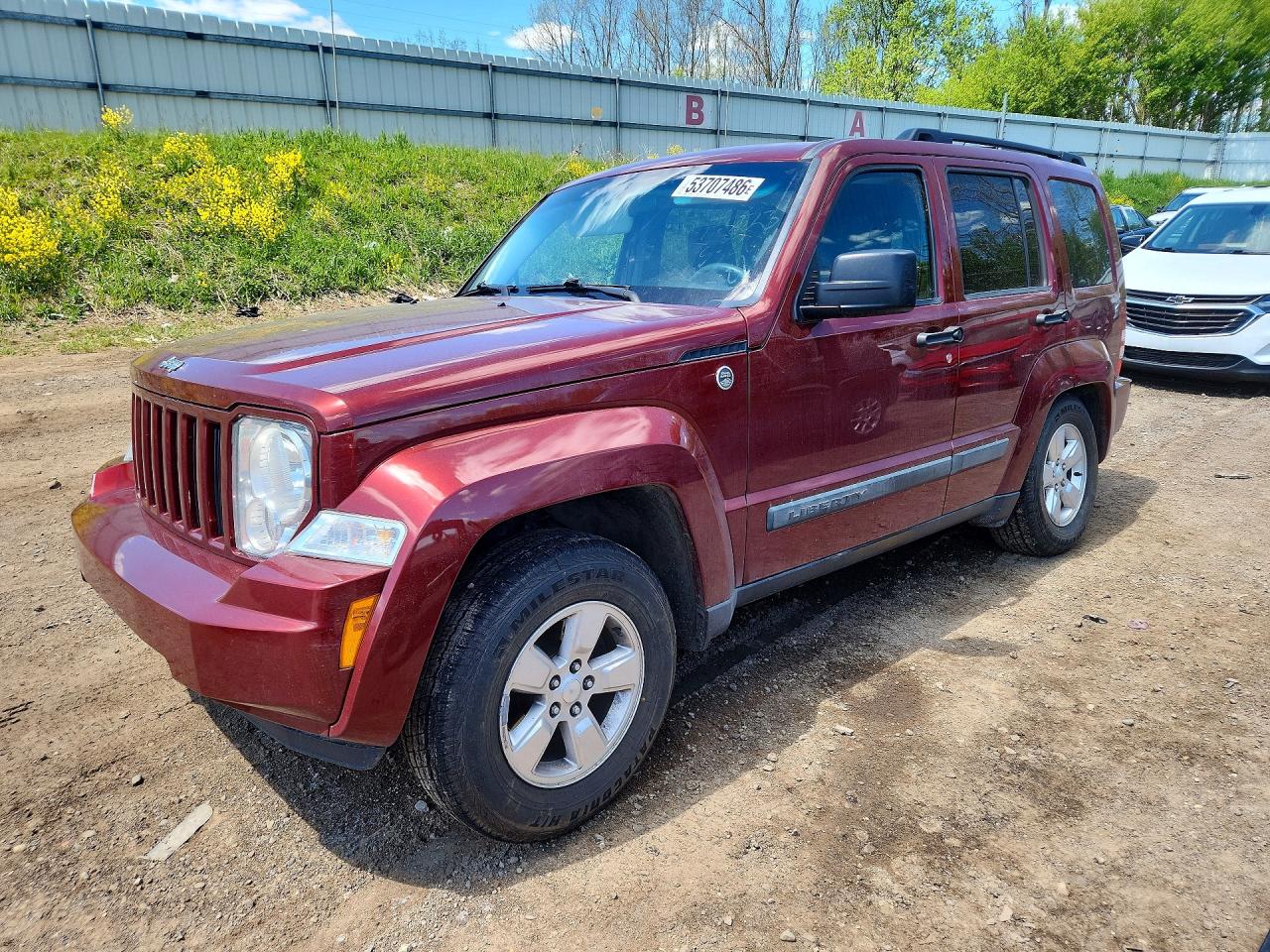2009 Jeep Liberty Sport, VIN 1J8GN28K89W520385 — Днище
