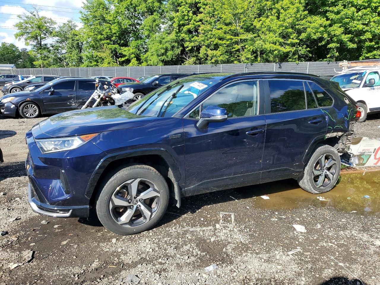 2021 Toyota RAV4 SE, VIN JTMAB3FV1MD068907 — Rear end