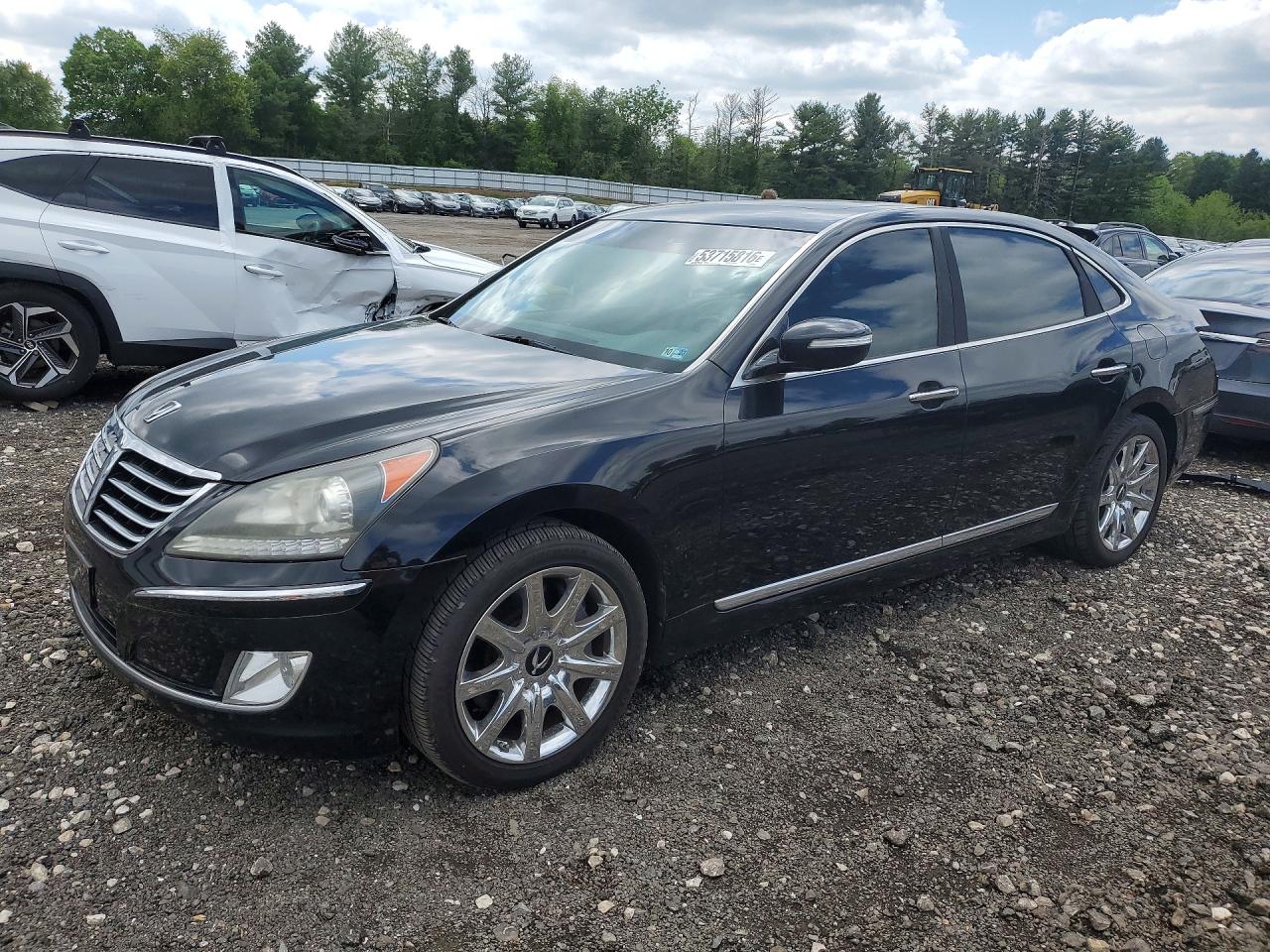 2013 Hyundai Equus Signature, VIN KMHGH4JH5DU059266 — Rear end