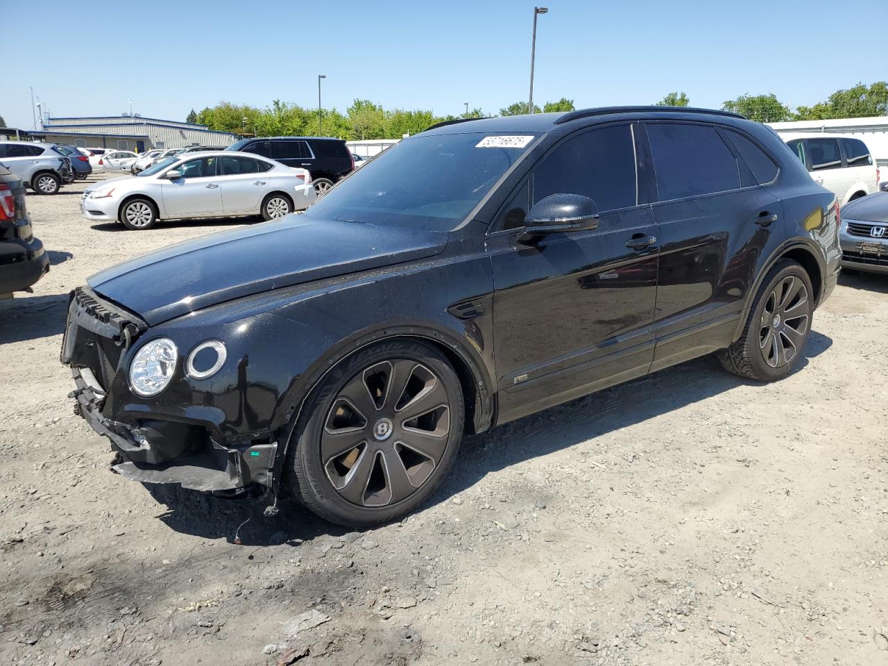 2020 Bentley Bentayga V8, VIN SJAAM2ZV4LC029508 — Front end