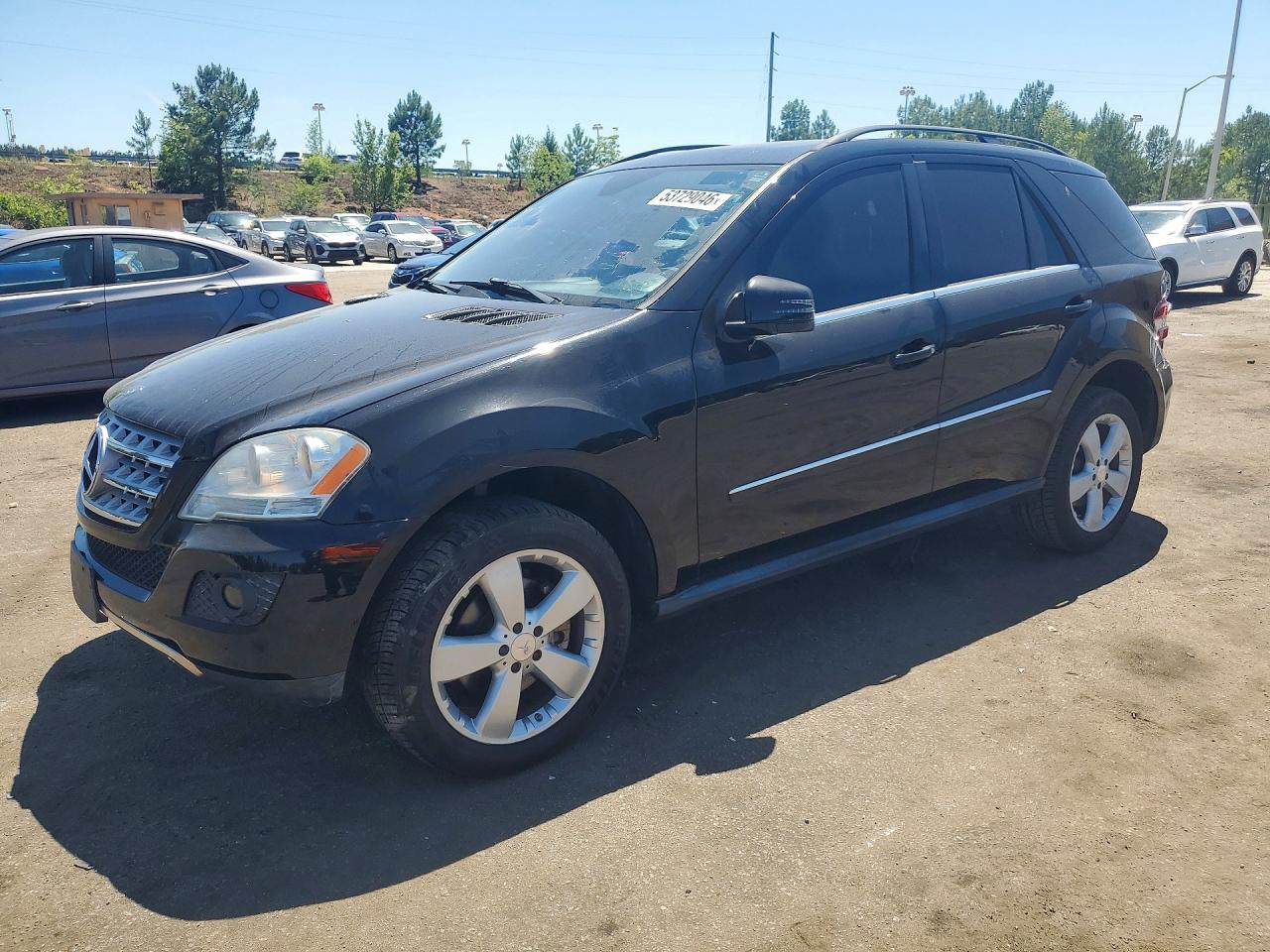 2011 Mercedes-Benz M 350, VIN 4JGBB8GB6BA669746 — Normal wear