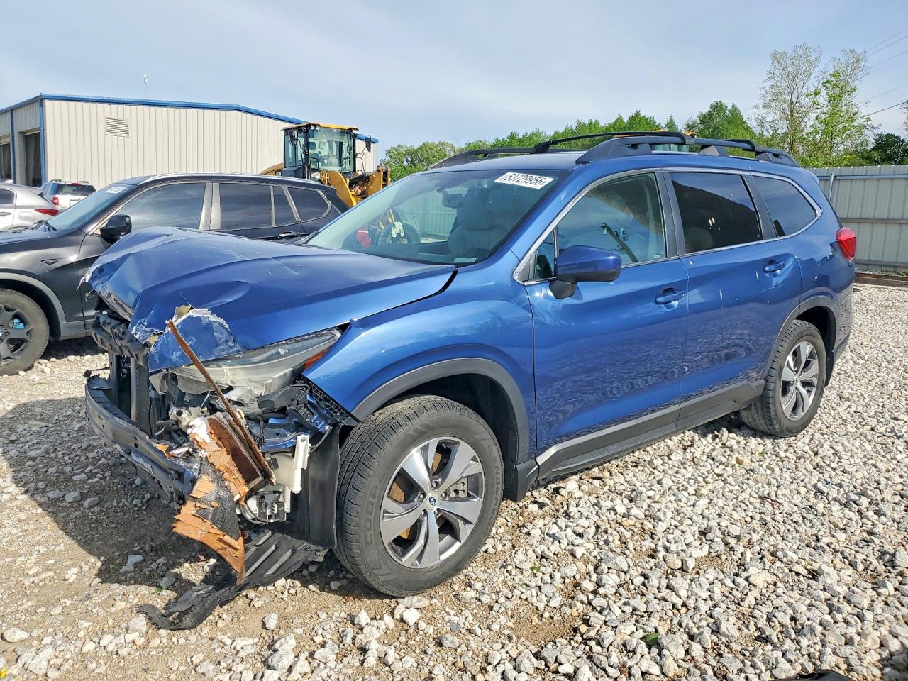 2020 Subaru Ascent Premium, VIN 4S4WMAFD0L3455671 — Front end
