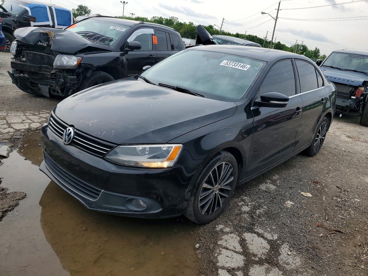 2012 Volkswagen Jetta SEL, VIN 3VWLP7AJ9CM413266 — Side