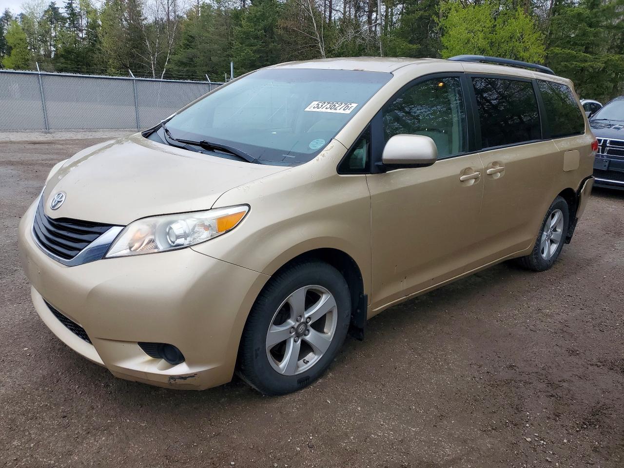2011 Toyota Sienna, VIN 5TDKA3DC8BS005118 — Rear end