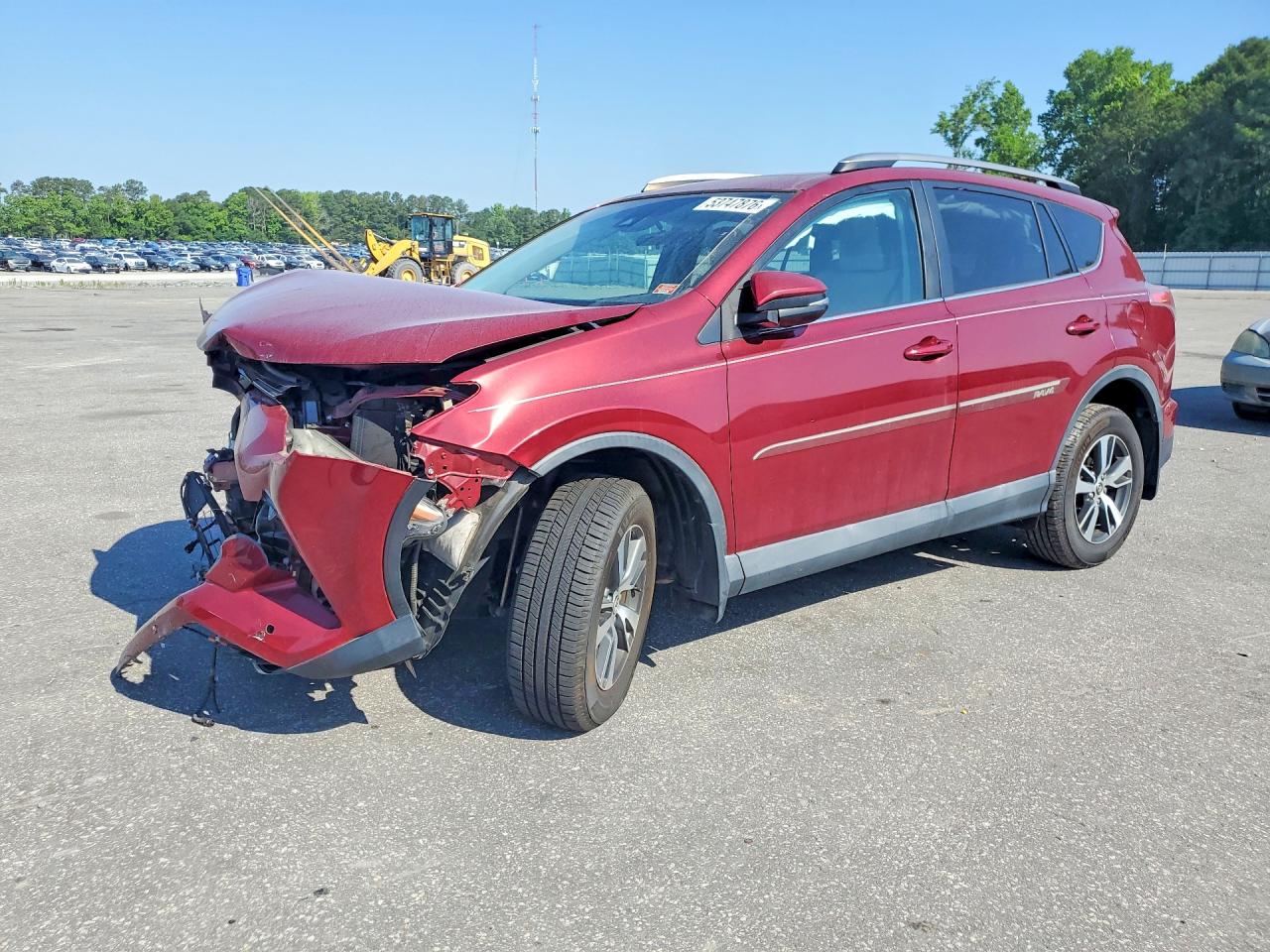 2018 Toyota RAV4 XLE, VIN 2T3WFREV8JW489830 — Front end