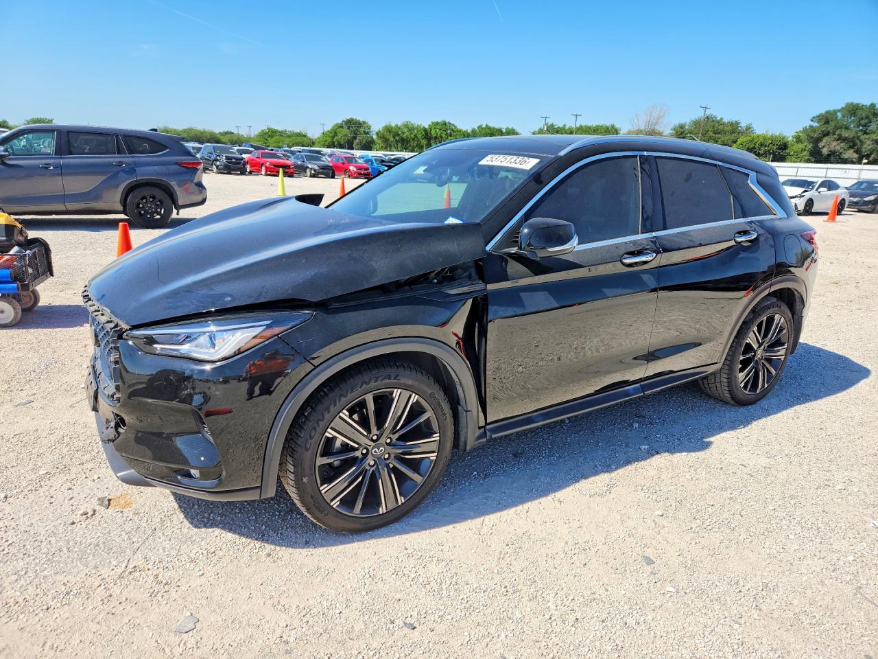2022 Infiniti QX50 Luxe, VIN 3PCAJ5BA8NF113322 — Front end