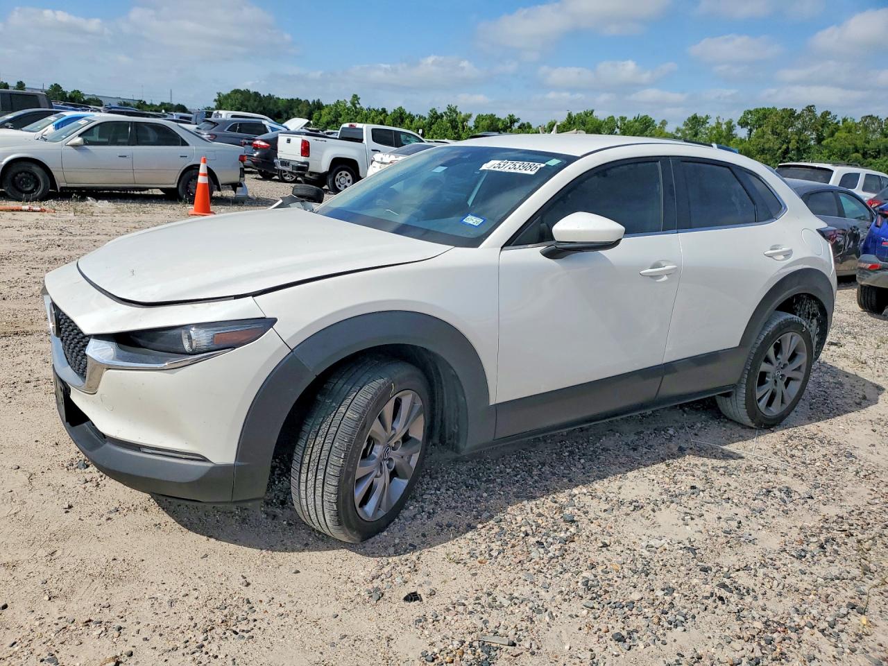 2021 Mazda CX-30 Select, VIN 3MVDMABL1MM206691 — Front end