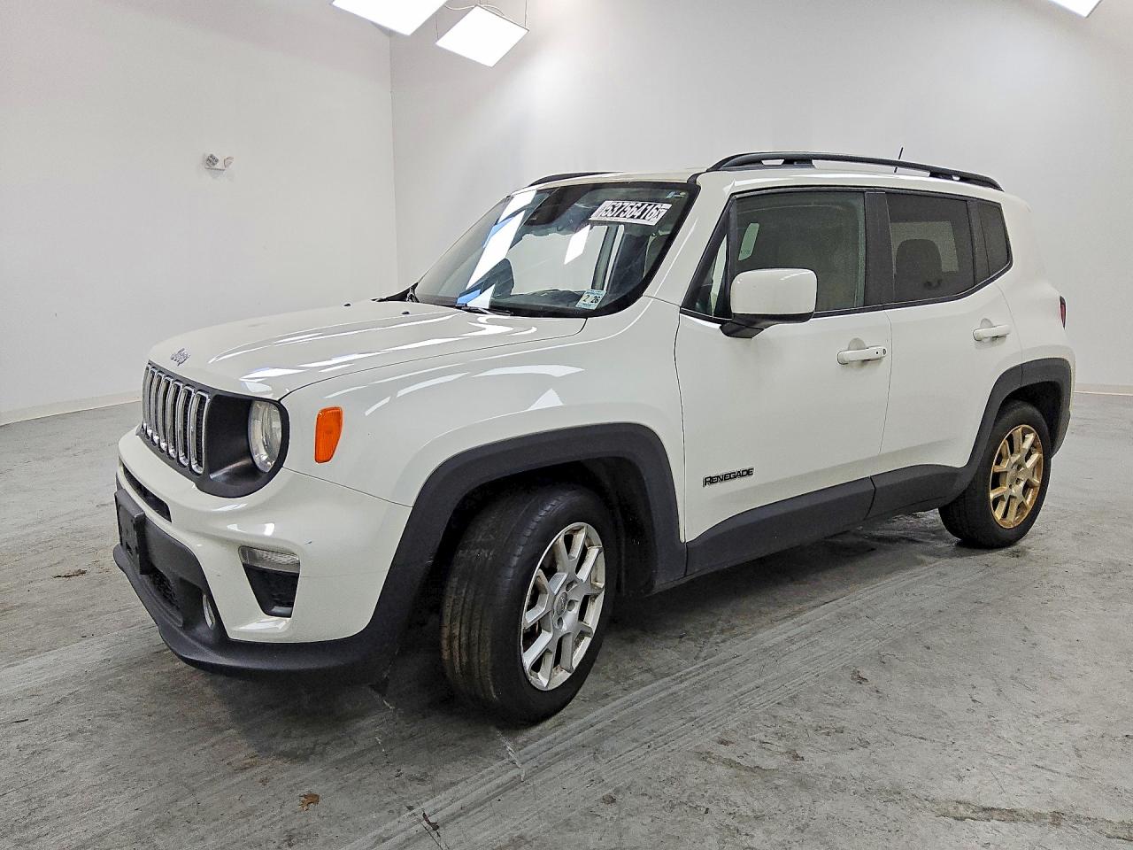 2021 Jeep Renegade Latitude, VIN ZACNJCBB9MPN15983 — Бок