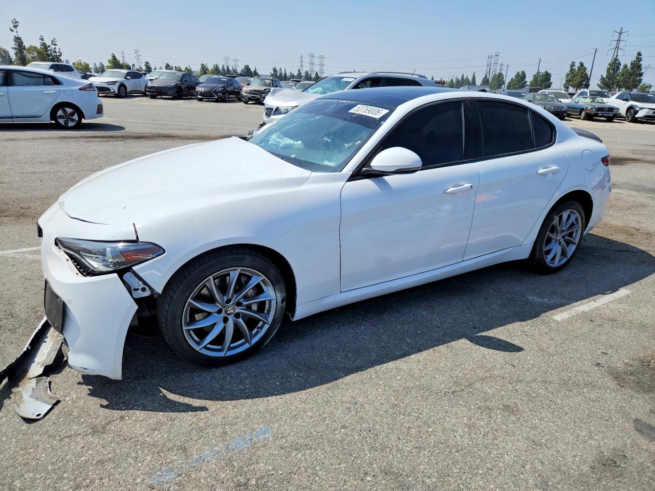 2022 Alfa Romeo Giulia Ti, VIN ZARFANBN7N7656813 — Перед