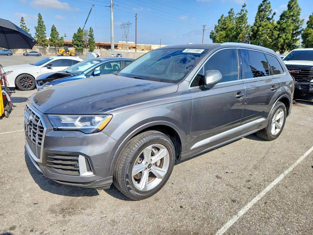 2022 Audi Q7 Premium, VIN WA1AJBF72ND020004 — Перед