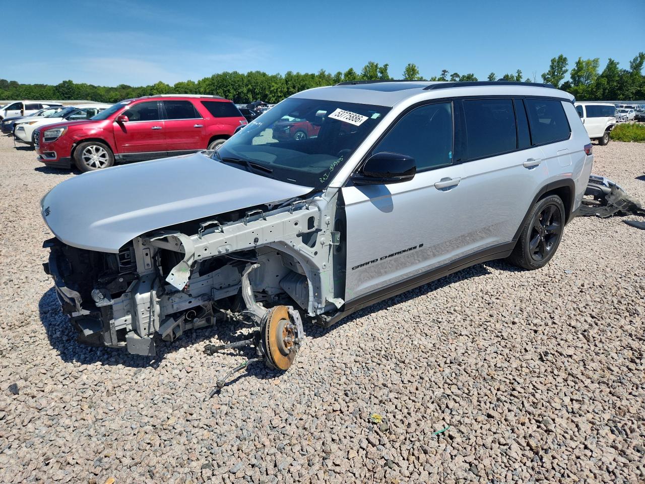 2023 Jeep Grand Cherokee Laredo, VIN 1C4RJKAG1P8873036 — Front end