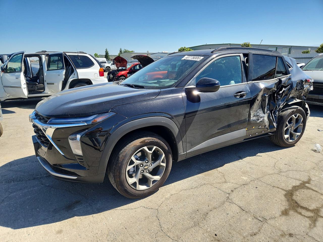 2026 Chevrolet Trax LT, VIN KL77LHEP7TC043485 — Side
