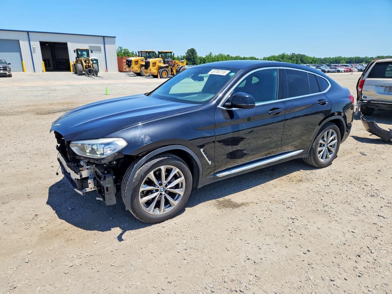 2019 BMW X4 xDrive30i, VIN 5UXUJ3C59KLG53596 — Front end