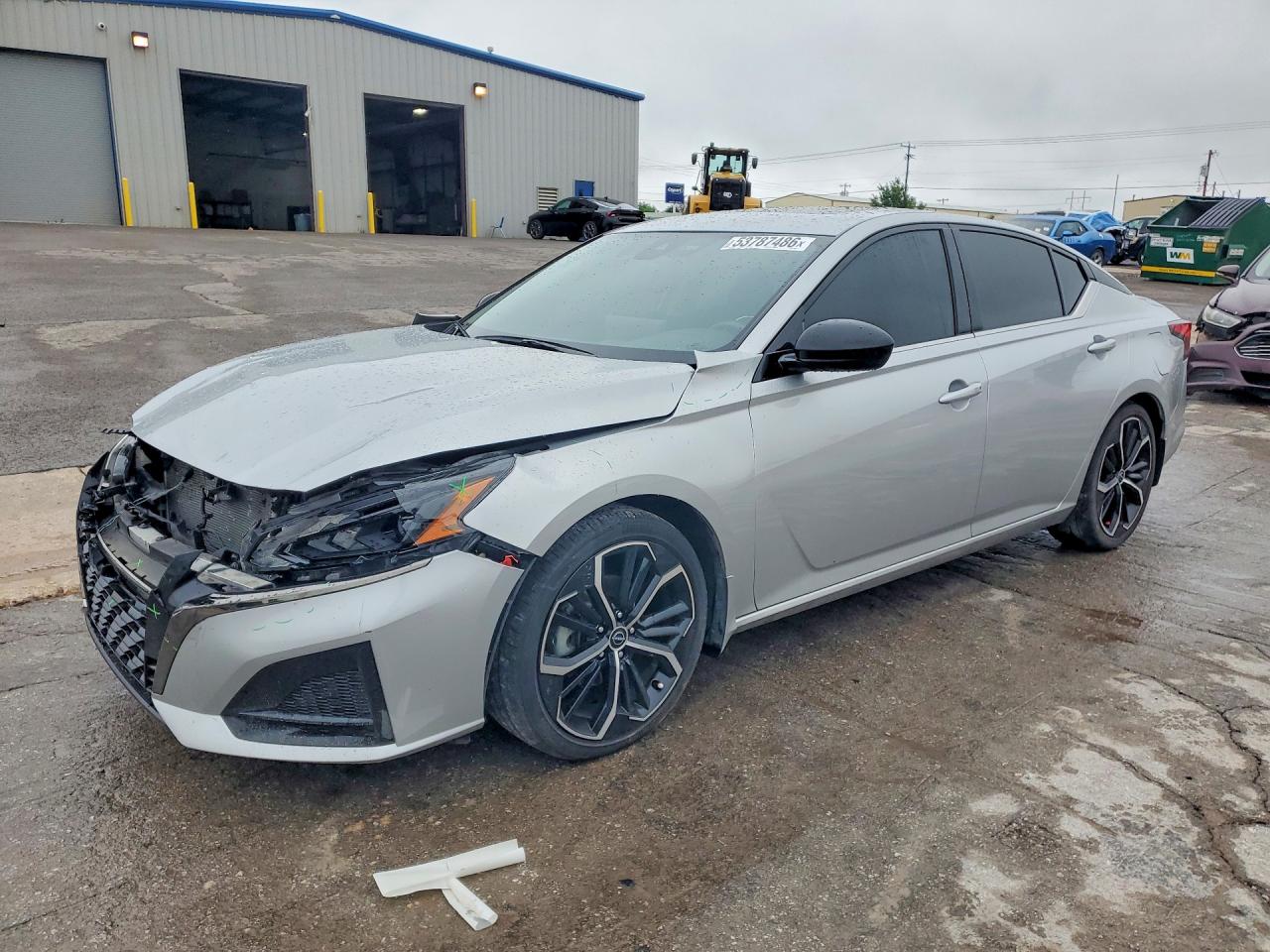 2023 Nissan Altima SR, VIN 1N4BL4CV5PN410651 — Front end