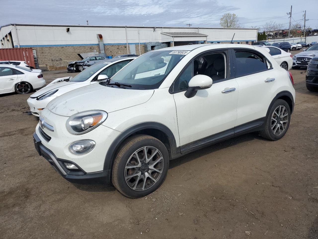 2016 FIAT 500X Trekking Plus, VIN ZFBCFYET1GP385733 — Normal wear