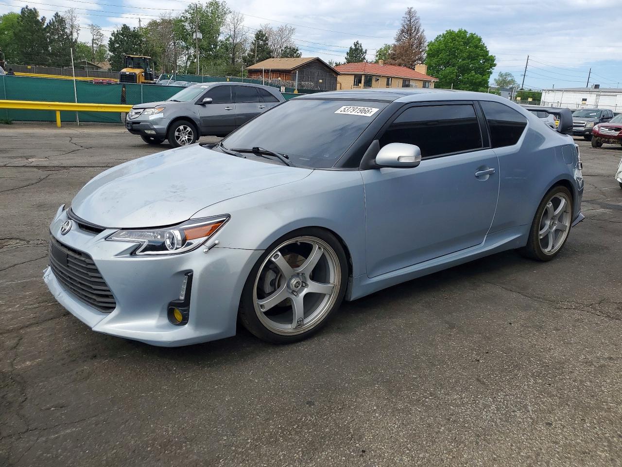 2014 Scion tC, VIN JTKJF5C78E3069610 — Front end