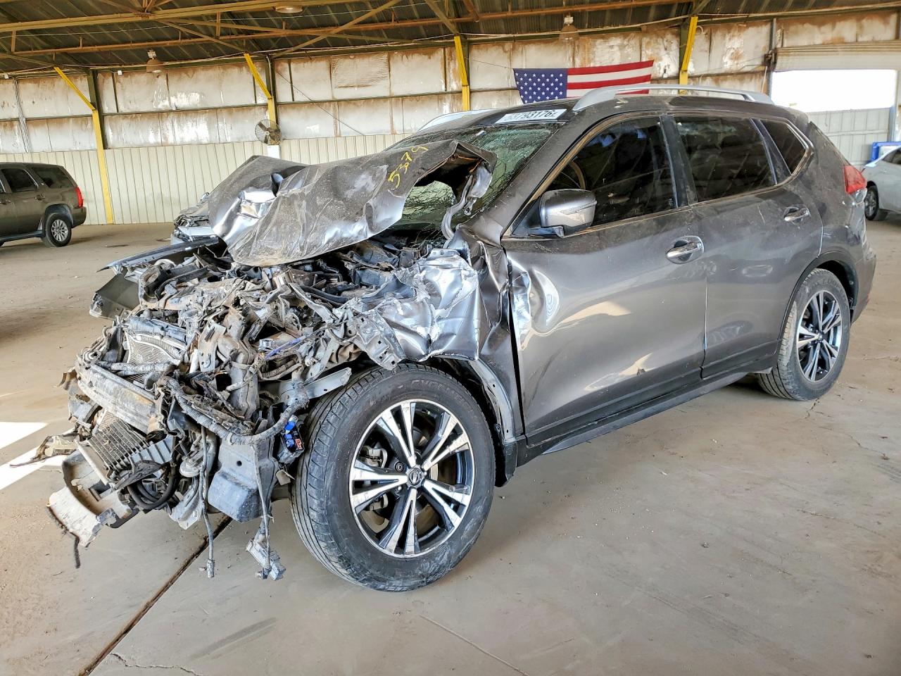 2018 Nissan X-Trail, VIN JN8BT27T4JW076559 — Front end