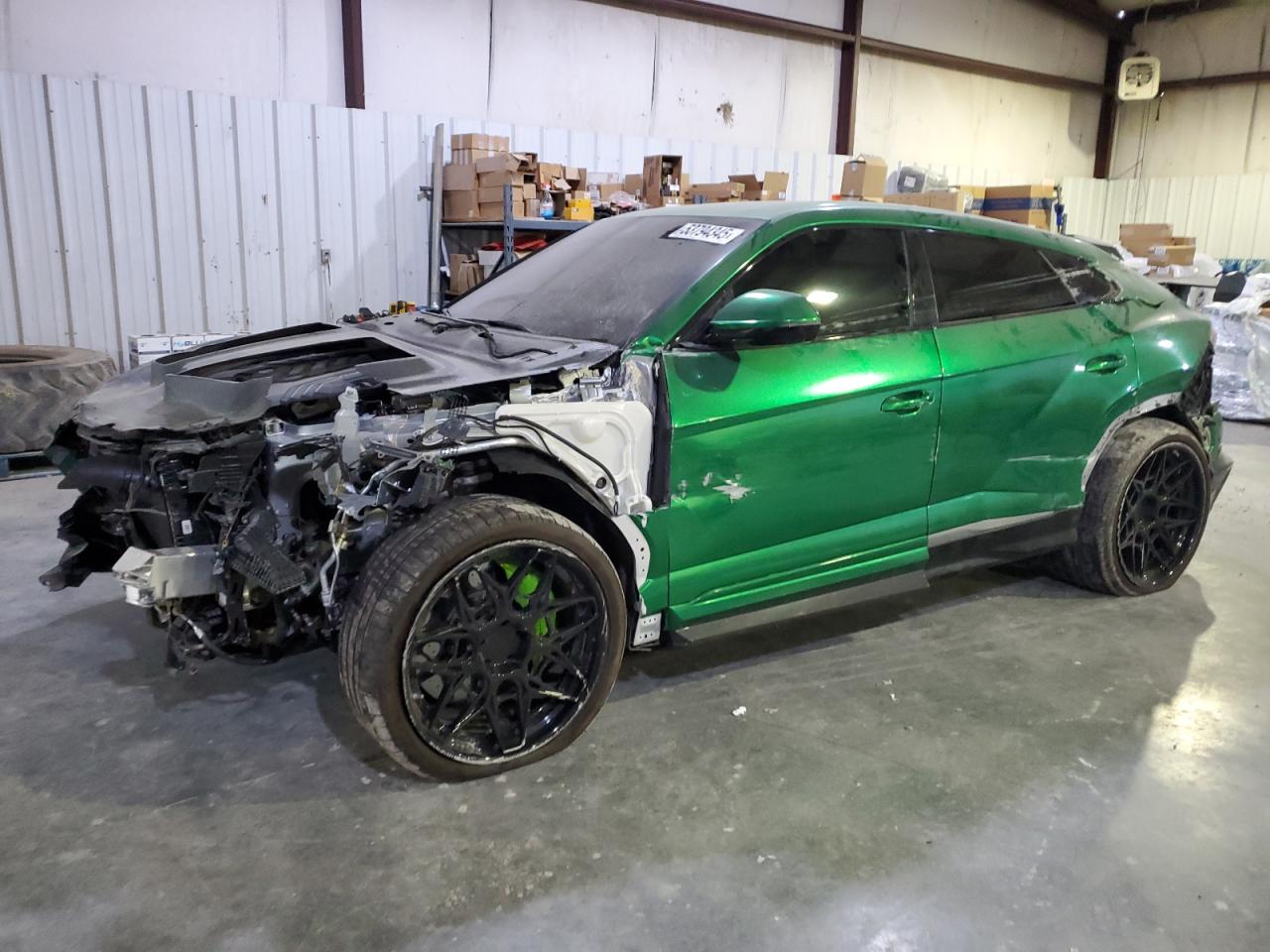 2022 Lamborghini Urus, VIN ZPBUA1ZL3NLA21053 — Front end